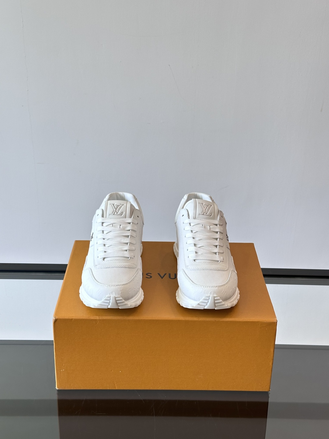 Cheap Louis Vuitton Sneakers For Men in 233606, $85 USD- [IB233606] - Replica Louis Vuitton Sneakers For Men