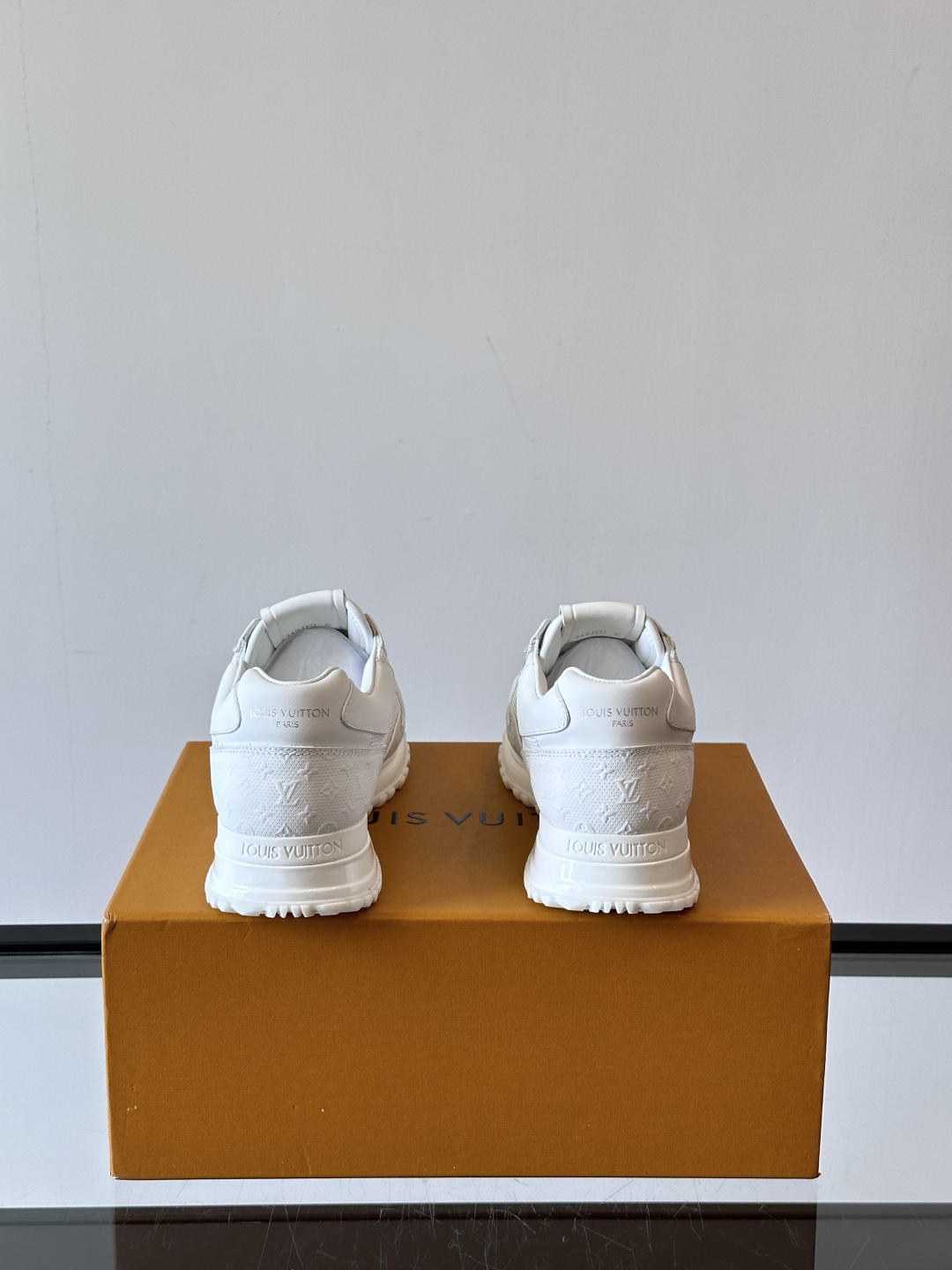 Cheap Louis Vuitton Sneakers For Men in 233606, $85 USD- [IB233606] - Replica Louis Vuitton Sneakers For Men