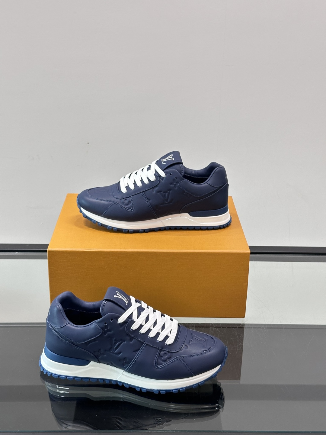 Cheap Louis Vuitton Sneakers For Men in 233612, $85 USD- [IB233612] - Replica Louis Vuitton Sneakers For Men