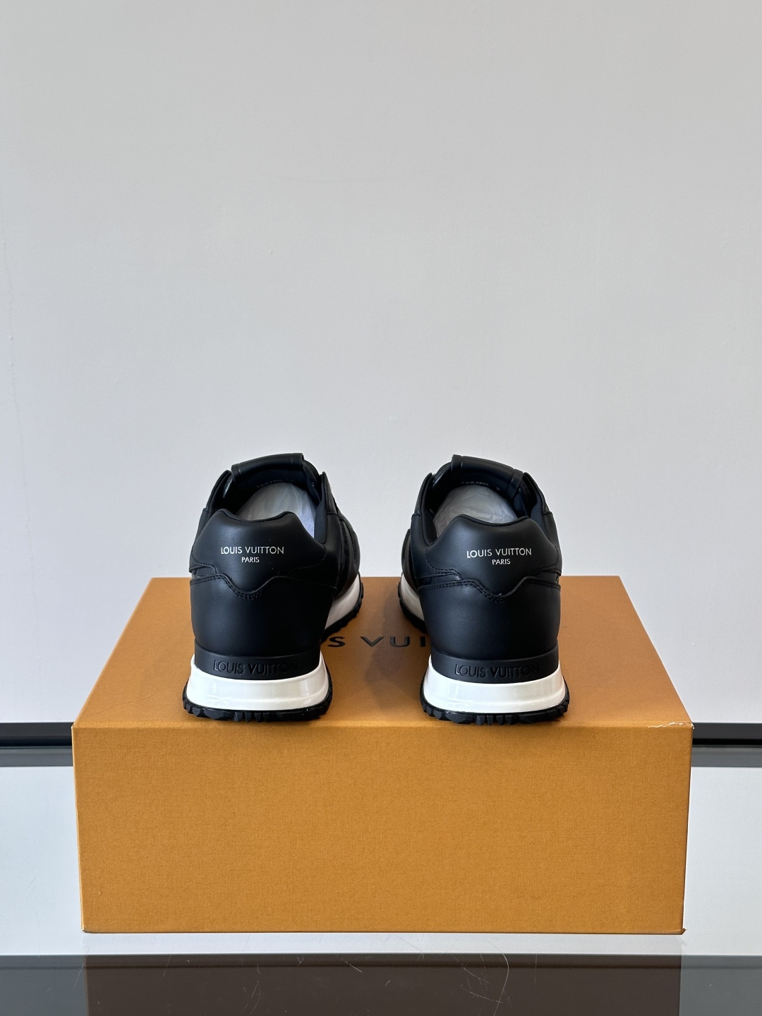 Cheap Louis Vuitton Sneakers For Men in 233613, $85 USD- [IB233613] - Replica Louis Vuitton Sneakers For Men