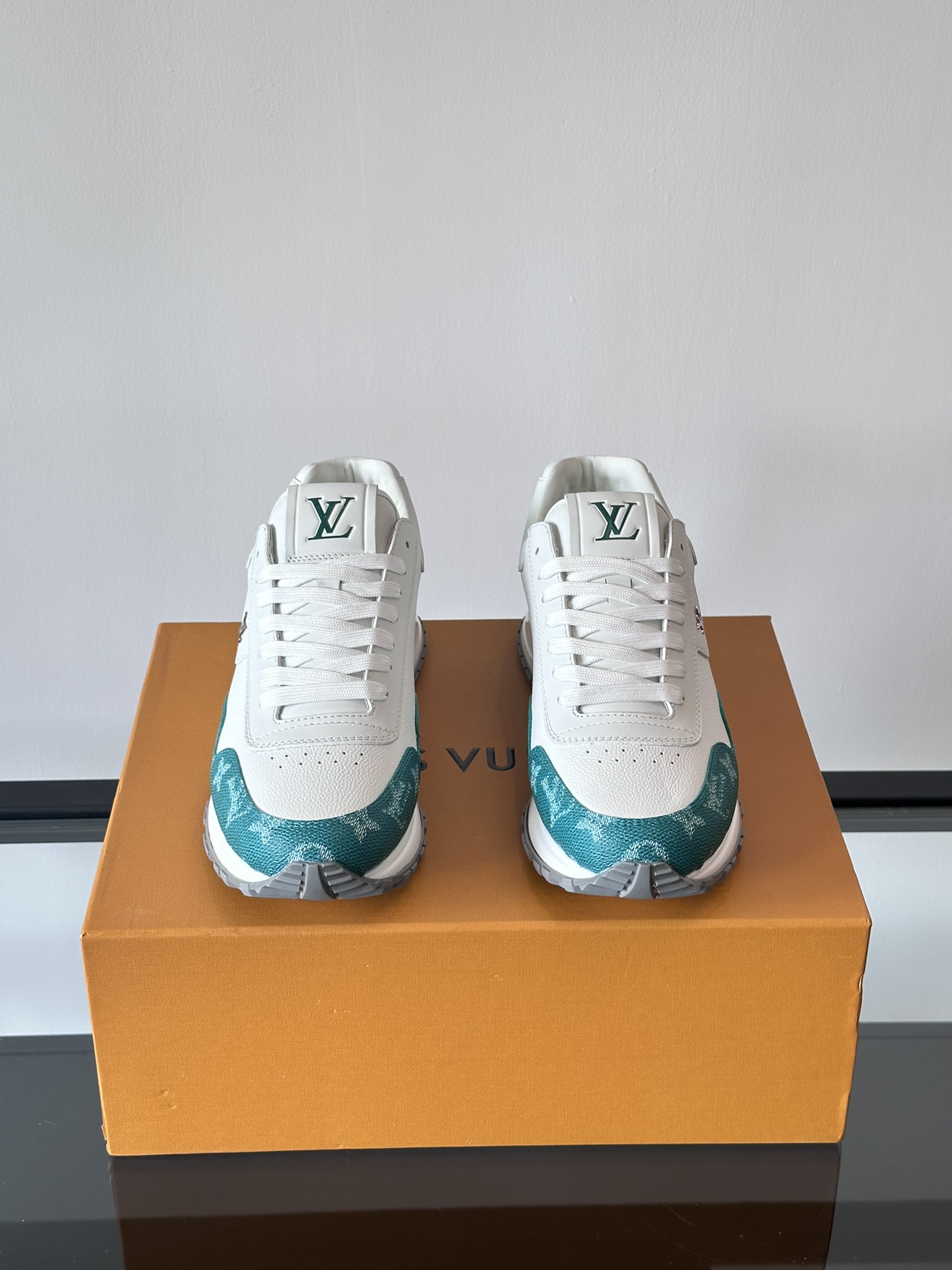 Cheap Louis Vuitton Sneakers For Men in 233615, $85 USD- [IB233615] - Replica Louis Vuitton Sneakers For Men