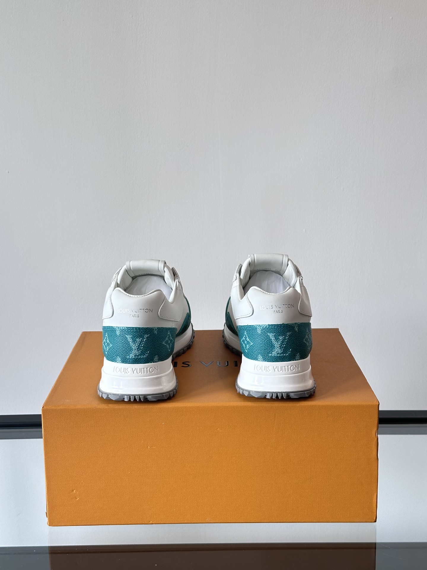 Cheap Louis Vuitton Sneakers For Men in 233615, $85 USD- [IB233615] - Replica Louis Vuitton Sneakers For Men