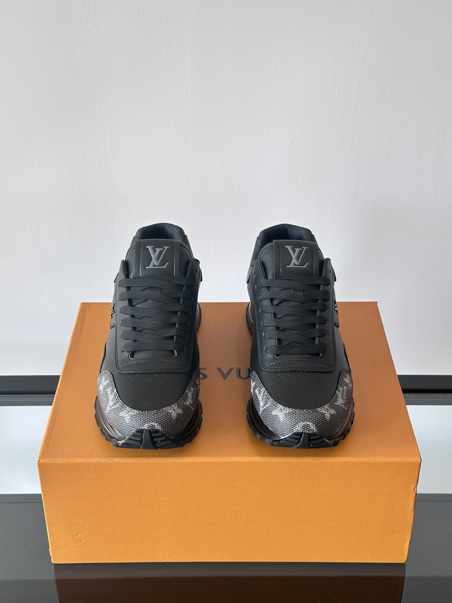 Cheap Louis Vuitton Sneakers For Men in 233616, $85 USD- [IB233616] - Replica Louis Vuitton Sneakers For Men