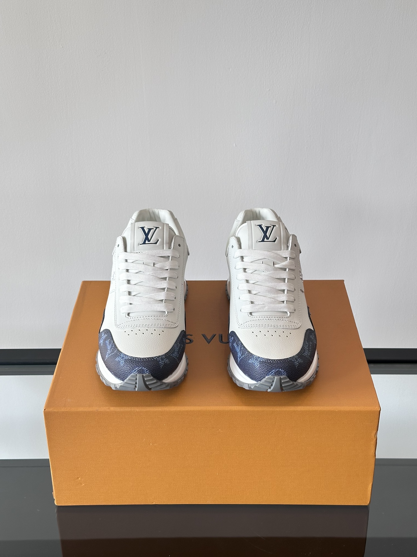 Cheap Louis Vuitton Sneakers For Men in 233617, $85 USD- [IB233617] - Replica Louis Vuitton Sneakers For Men