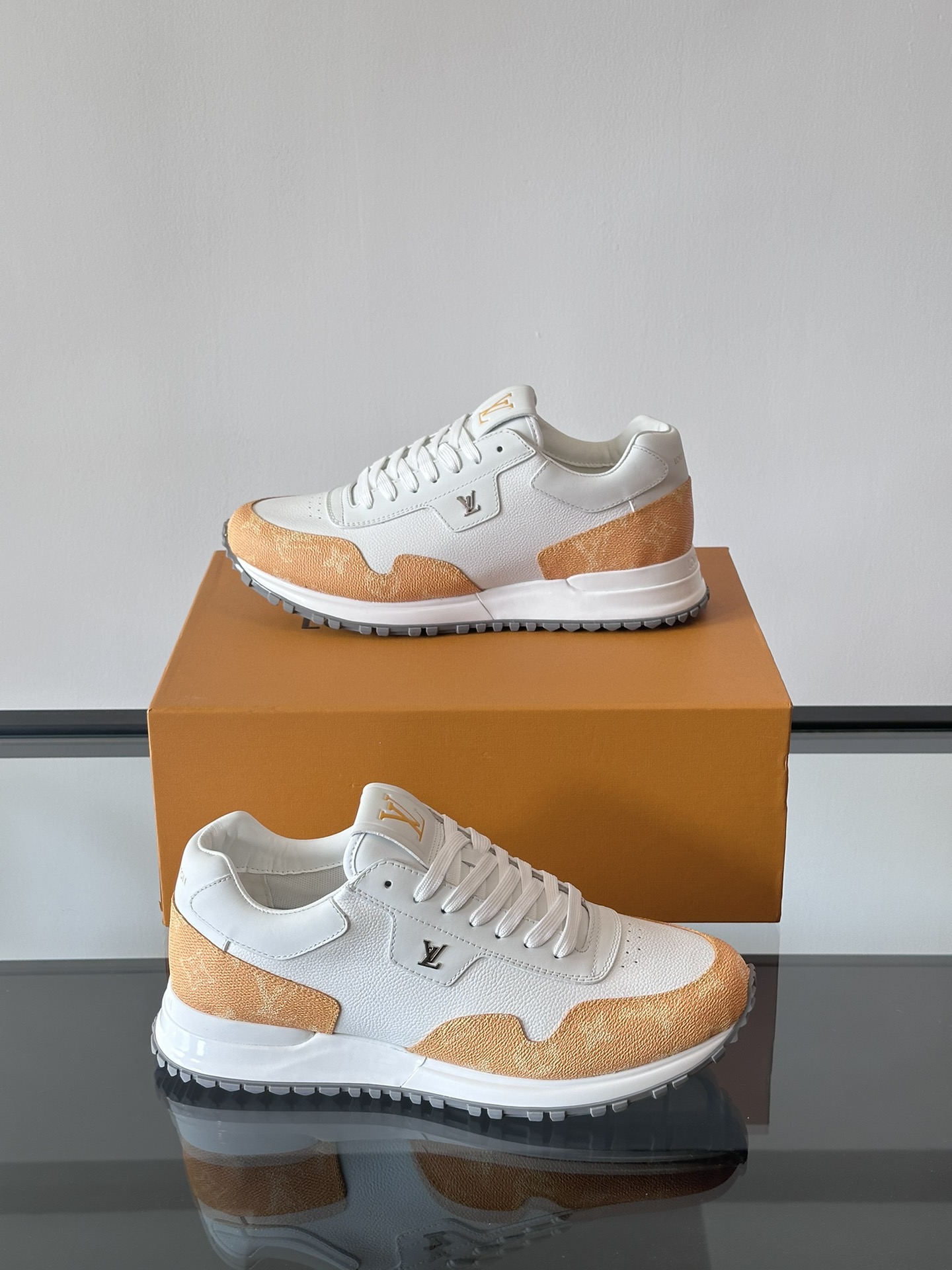 Cheap Louis Vuitton Sneakers For Men in 233618, $85 USD- [IB233618] - Replica Louis Vuitton Sneakers For Men
