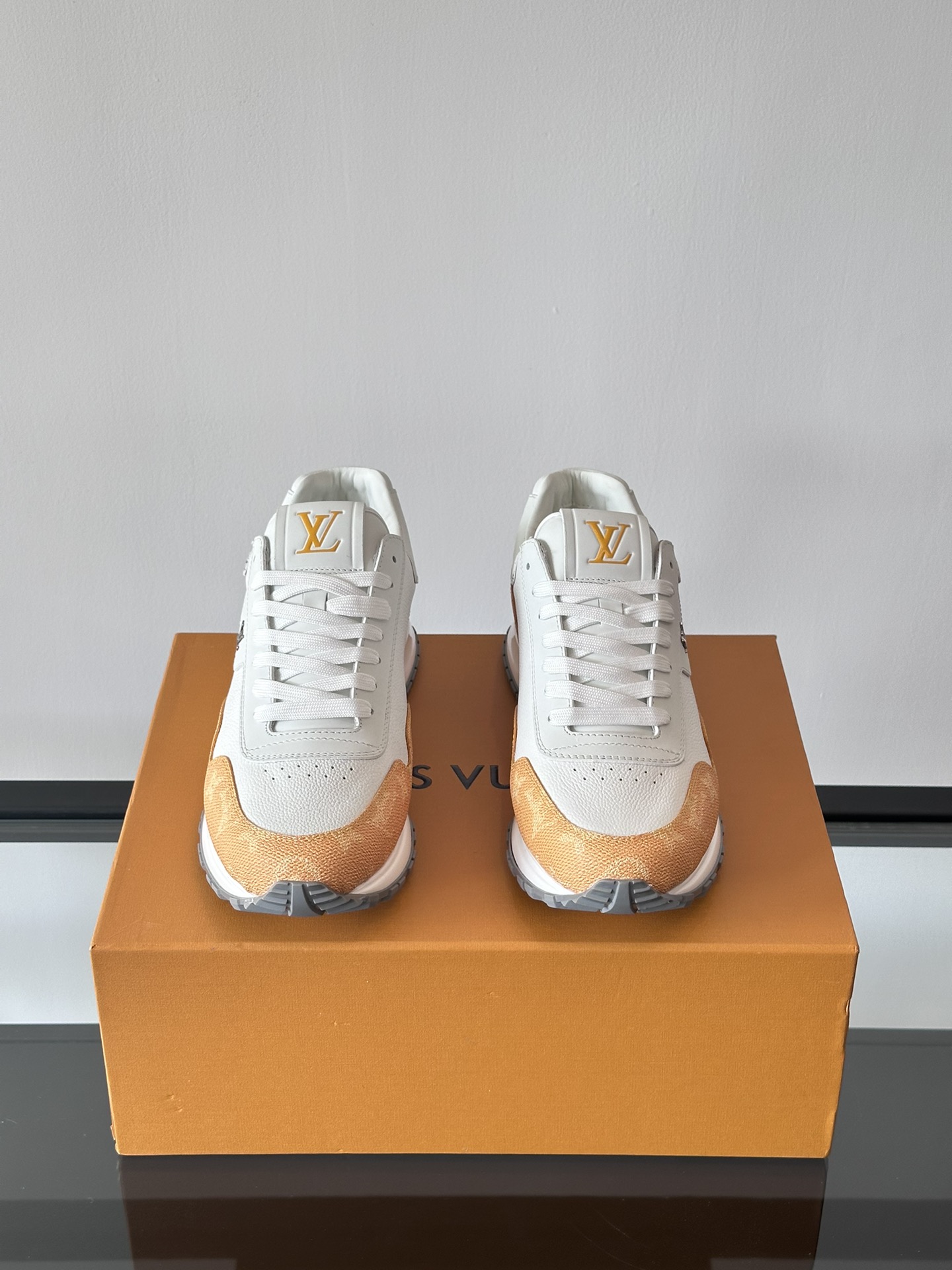 Cheap Louis Vuitton Sneakers For Men in 233618, $85 USD- [IB233618] - Replica Louis Vuitton Sneakers For Men