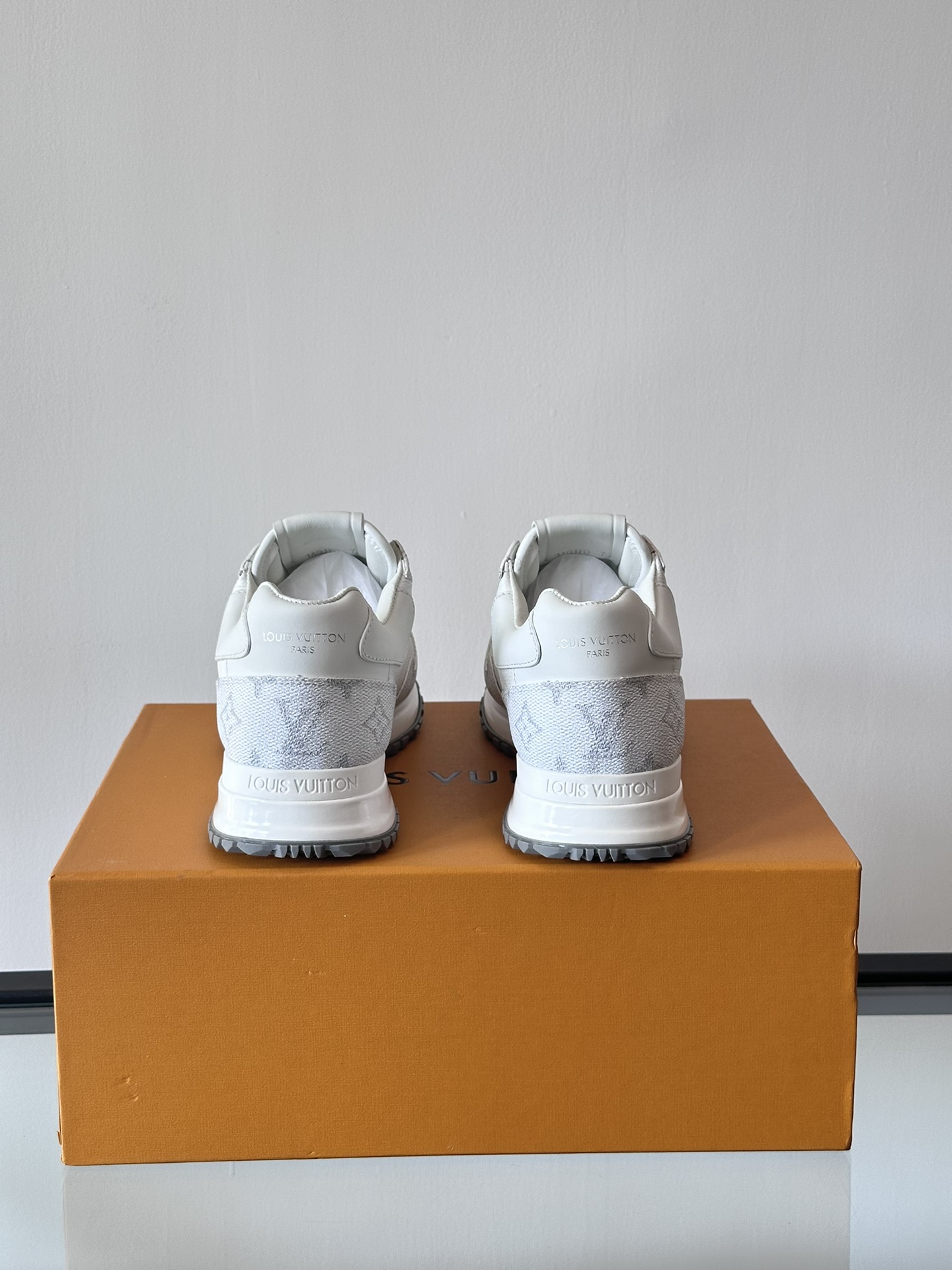 Cheap Louis Vuitton Sneakers For Men in 233619, $85 USD- [IB233619] - Replica Louis Vuitton Sneakers For Men