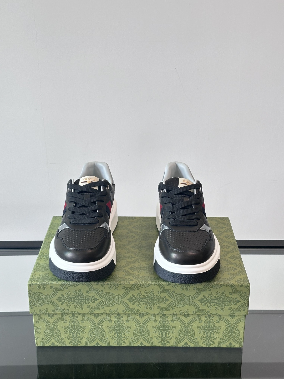Cheap Gucci Sneakers For Men in 233654, $85 USD- [IB233654] - Replica Gucci Sneakers For Men