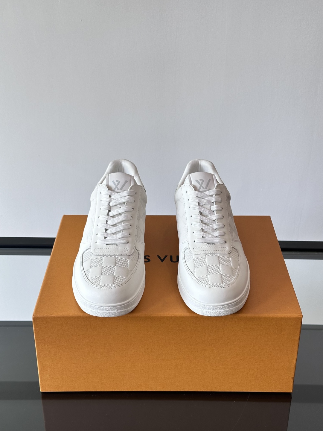 Cheap Louis Vuitton Sneakers For Men in 233673, $60 USD- [IB233673] - Replica Louis Vuitton Sneakers For Men