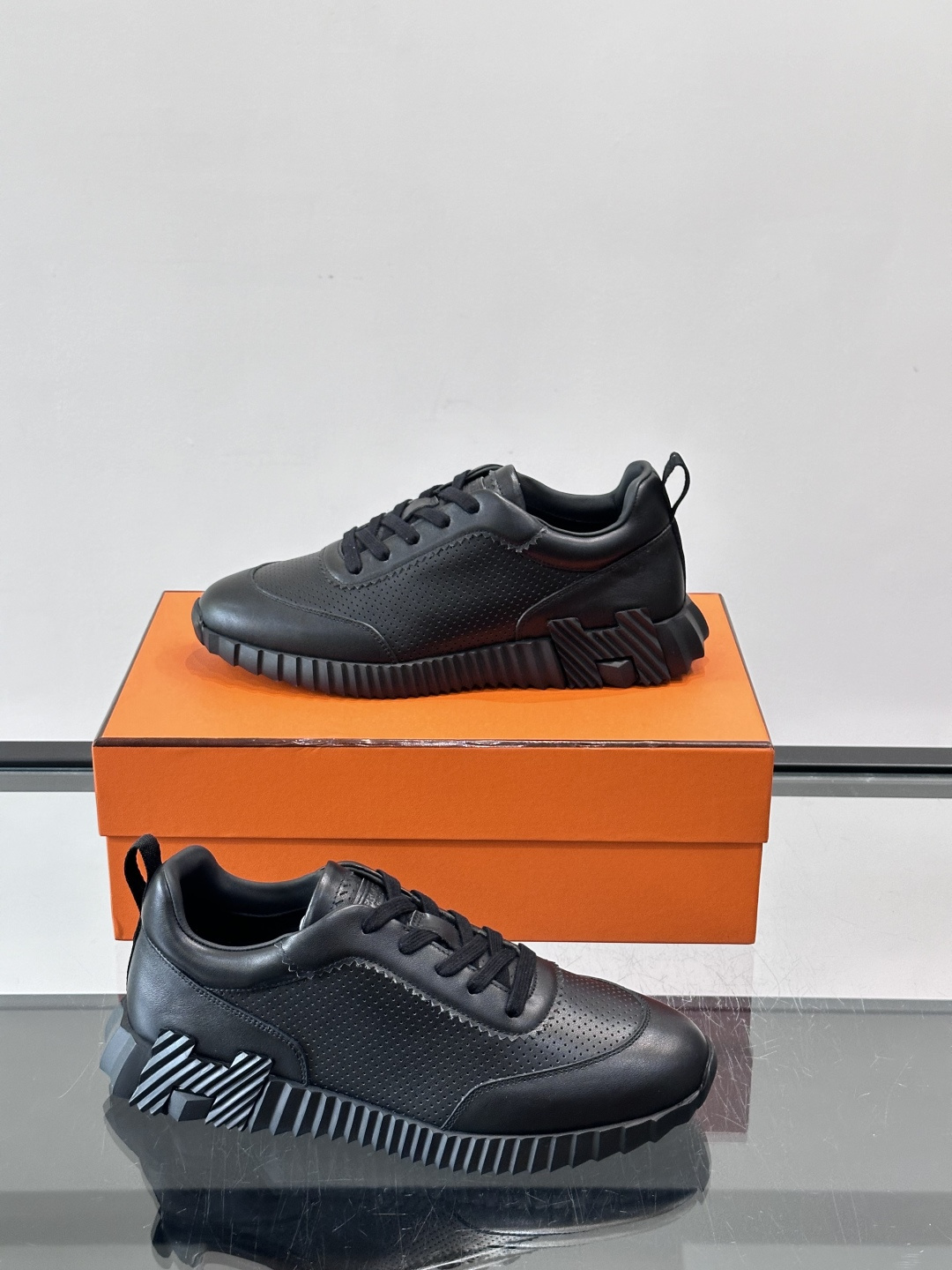 Cheap Hermes Sneakers For Men in 233686, $70 USD- [IB233686] - Replica Hermes Sneakers For Men