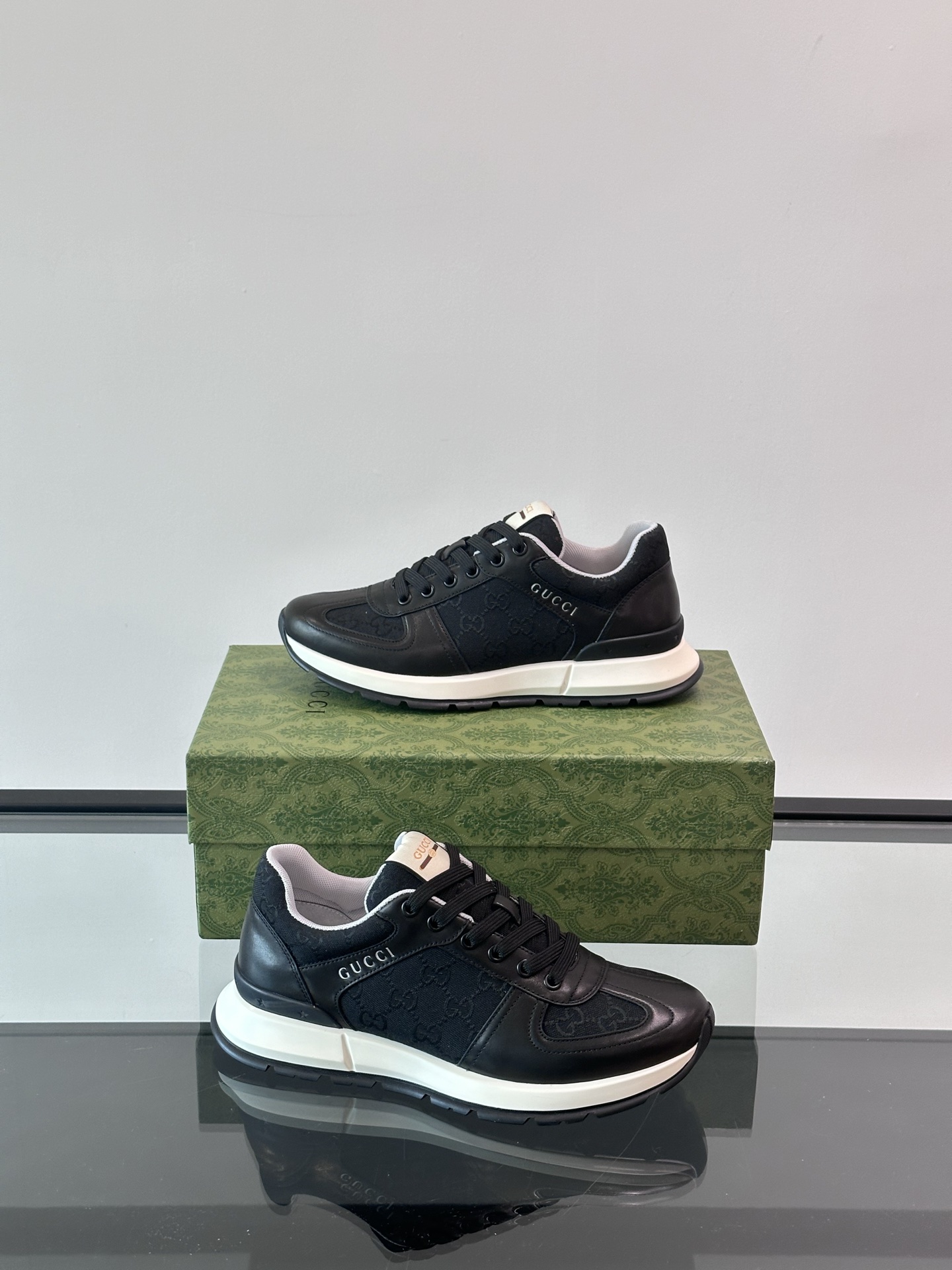 Cheap Gucci Sneakers For Men in 233688, $75 USD- [IB233688] - Replica Gucci Sneakers For Men