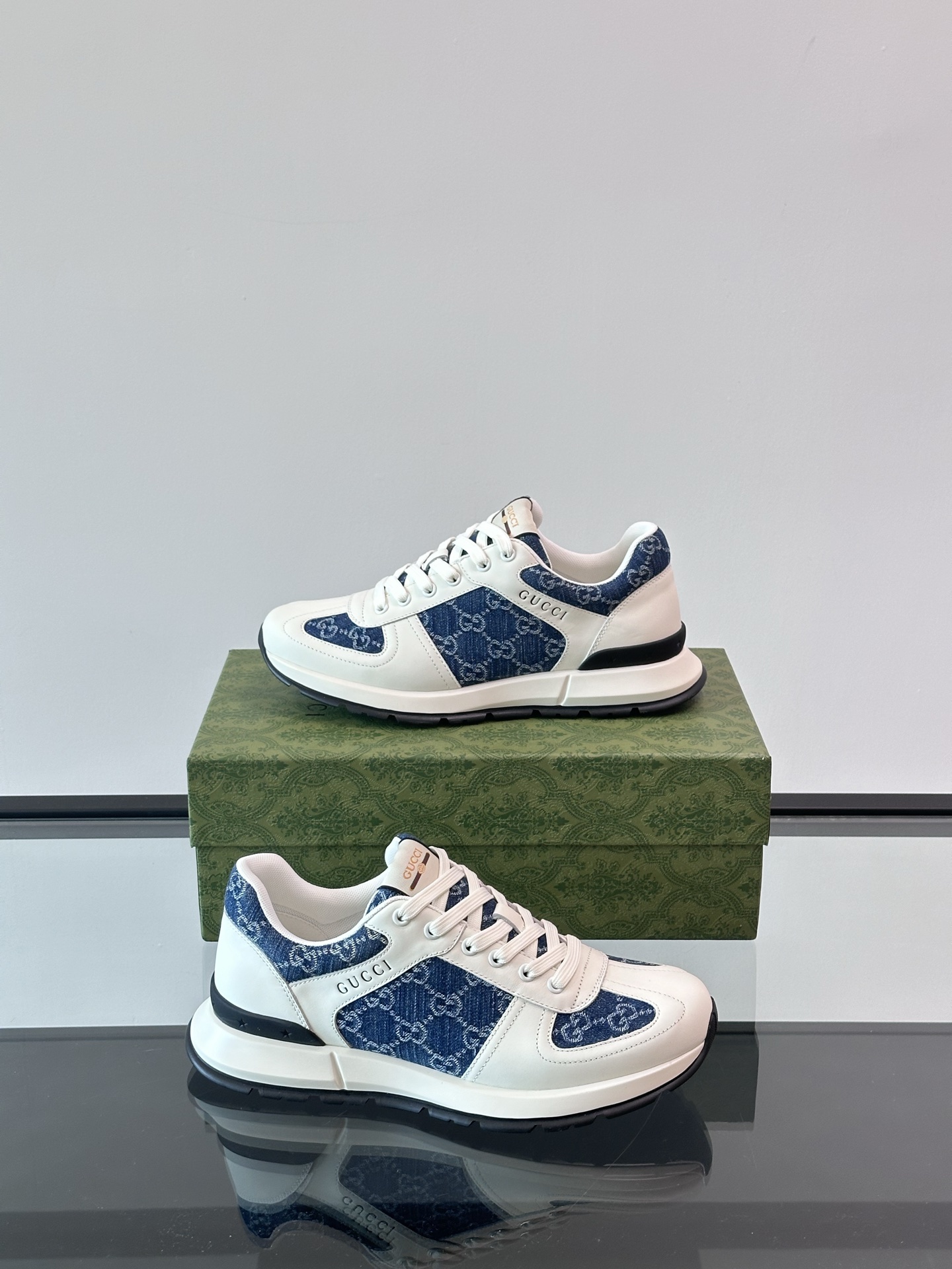 Cheap Gucci Sneakers For Men in 233689, $75 USD- [IB233689] - Replica Gucci Sneakers For Men
