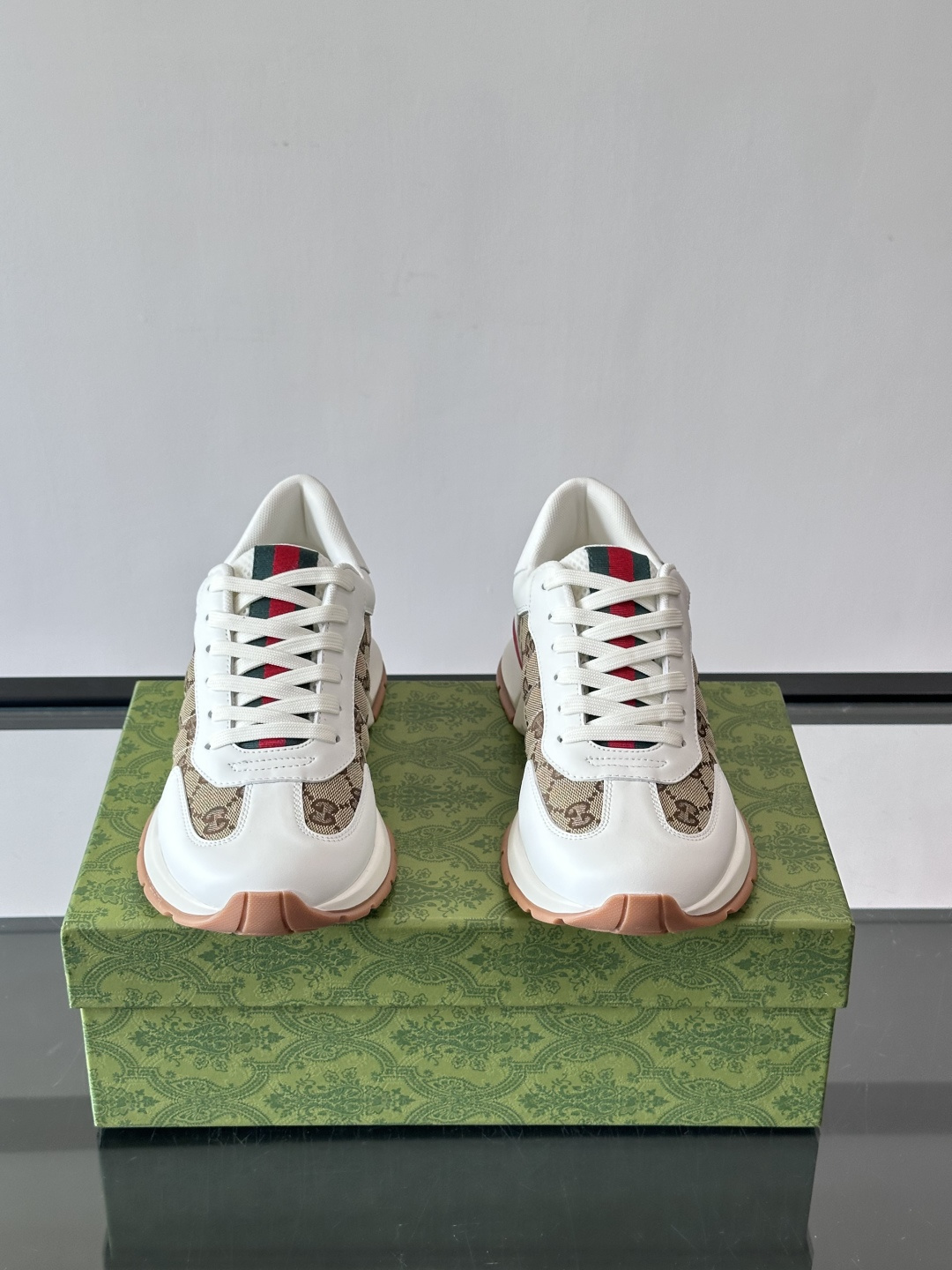 Cheap Gucci Sneakers For Men in 233691, $75 USD- [IB233691] - Replica Gucci Sneakers For Men