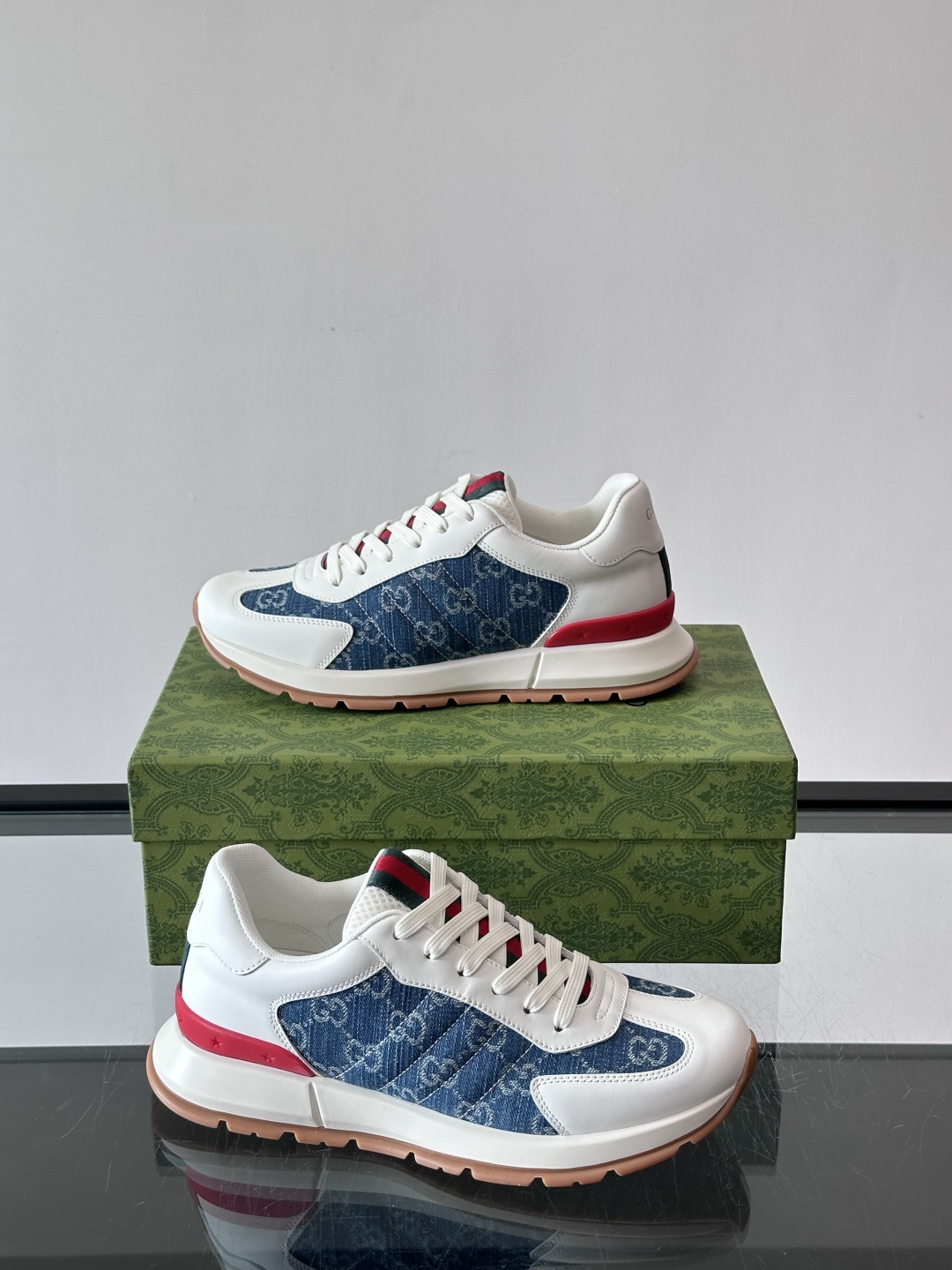 Cheap Gucci Sneakers For Men in 233692, $75 USD- [IB233692] - Replica Gucci Sneakers For Men