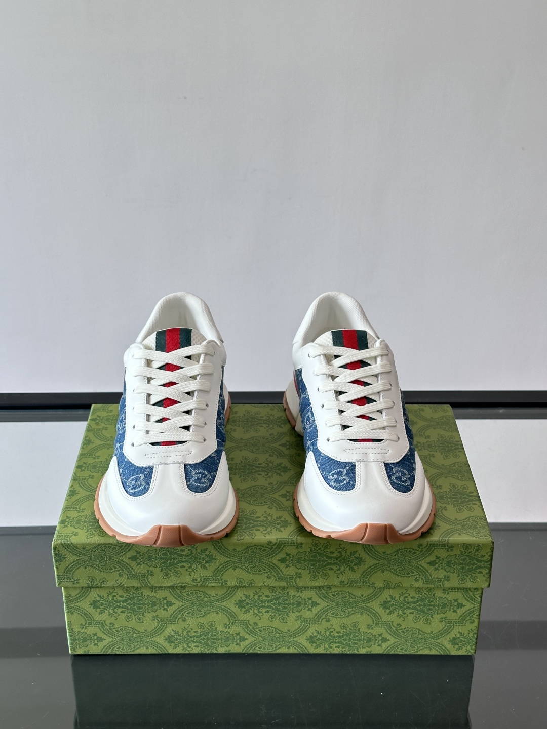 Cheap Gucci Sneakers For Men in 233692, $75 USD- [IB233692] - Replica Gucci Sneakers For Men