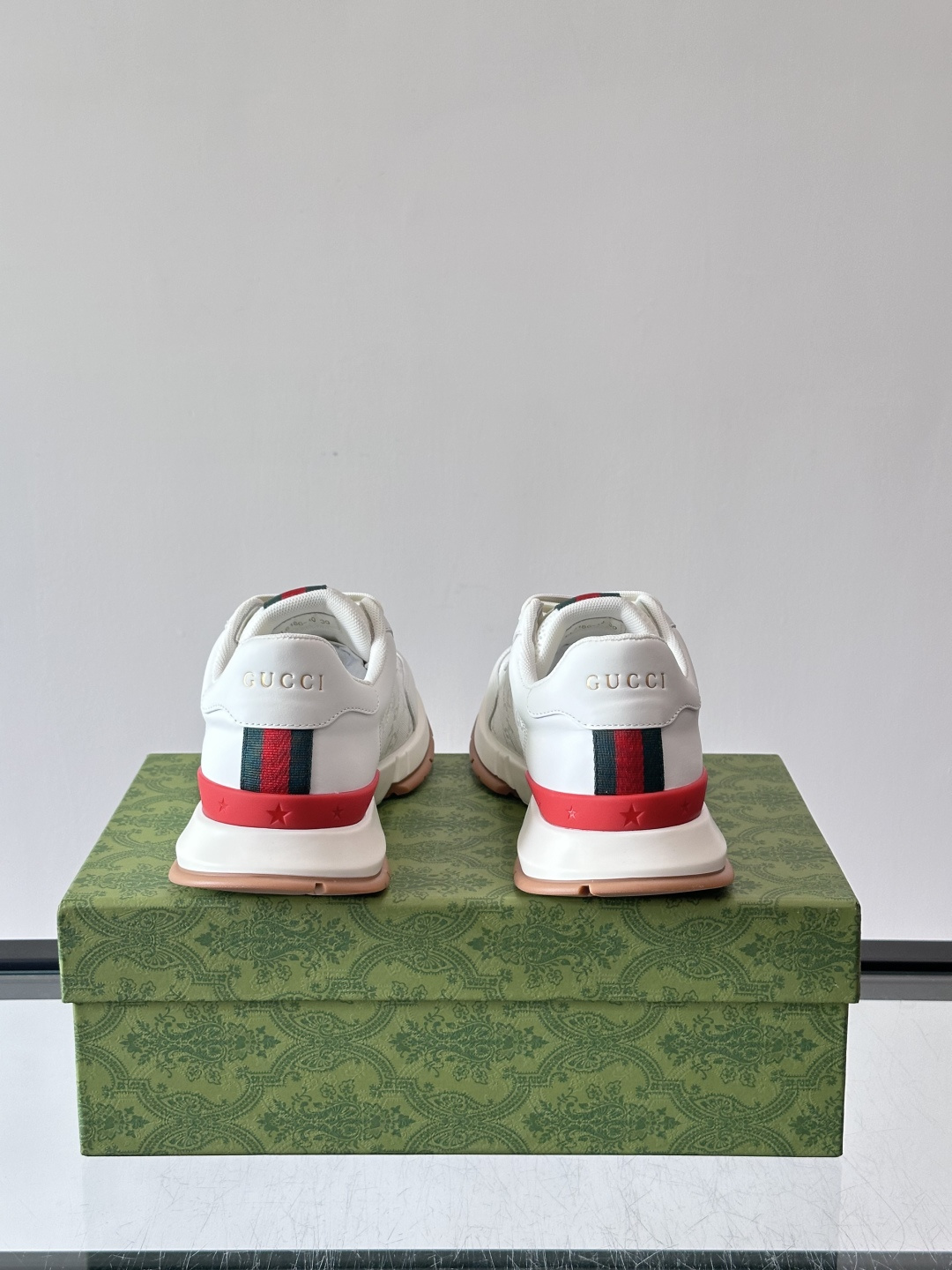 Cheap Gucci Sneakers For Men in 233693, $75 USD- [IB233693] - Replica Gucci Sneakers For Men