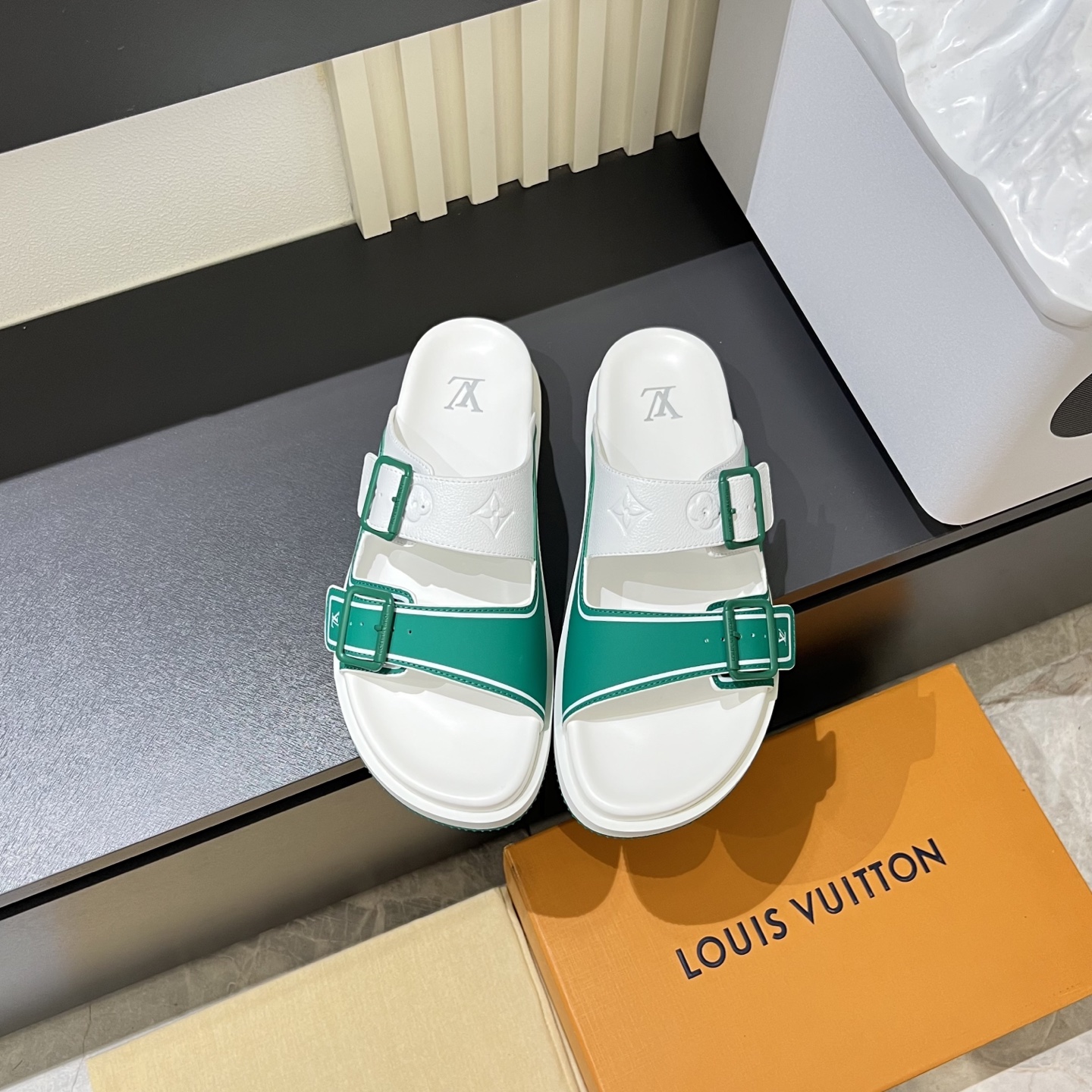 Cheap Louis Vuitton Slippers For Men in 233713, $60 USD- [IB233713] - Replica Louis Vuitton Slippers For Men