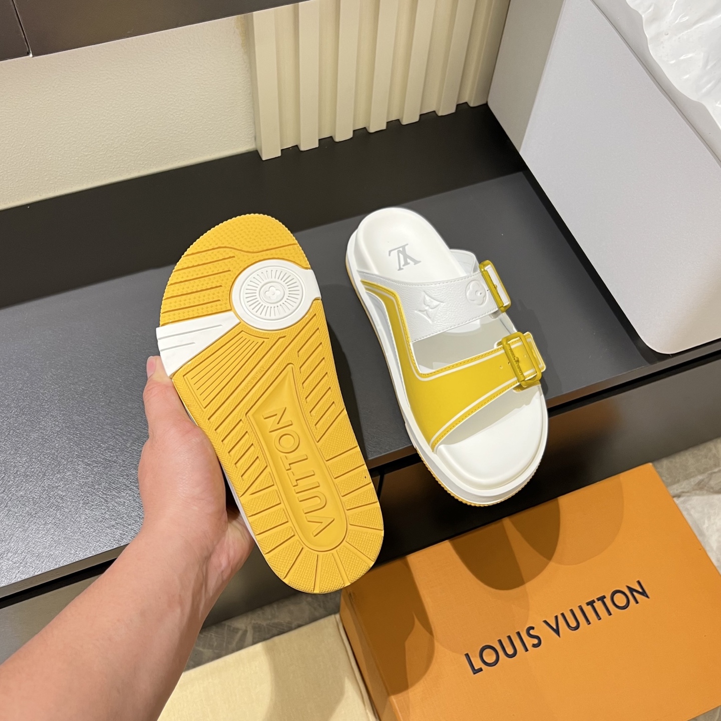 Cheap Louis Vuitton Slippers For Men in 233717, $60 USD- [IB233717] - Replica Louis Vuitton Slippers For Men