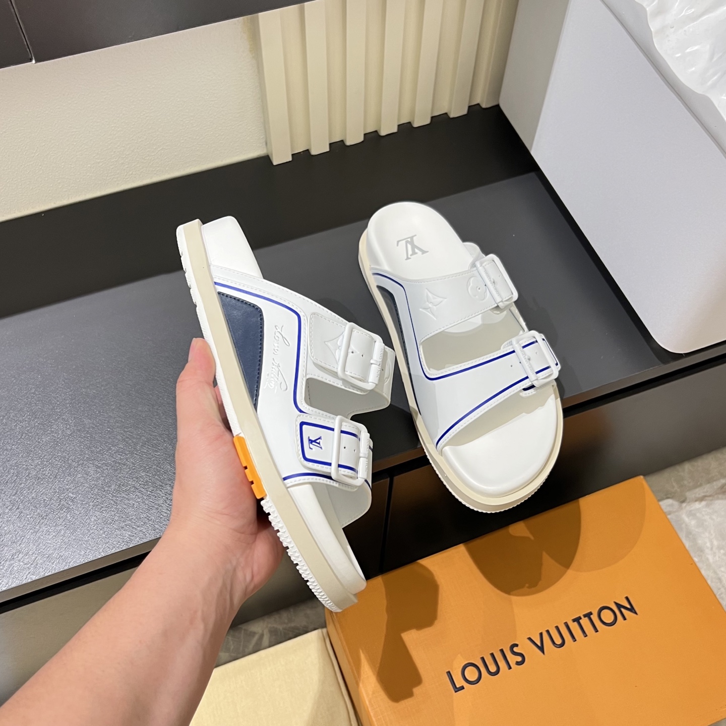 Cheap Louis Vuitton Slippers For Men in 233718, $60 USD- [IB233718] - Replica Louis Vuitton Slippers For Men