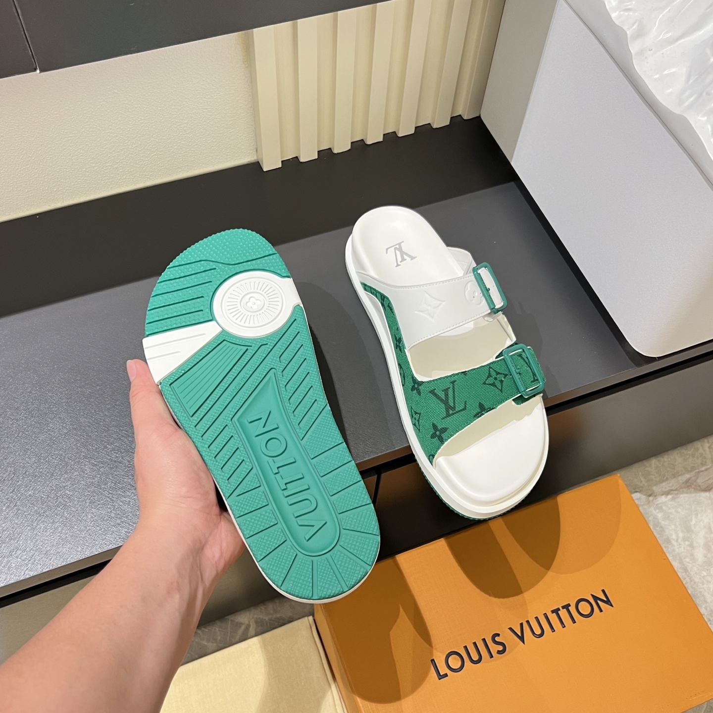 Cheap Louis Vuitton Slippers For Men in 233724, $60 USD- [IB233724] - Replica Louis Vuitton Slippers For Men