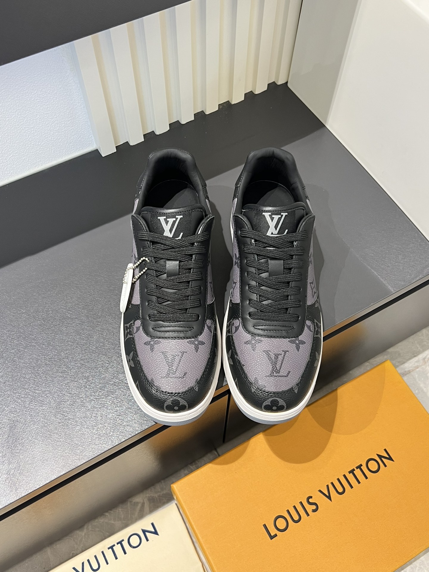 Cheap Louis Vuitton Sneakers For Men in 233761, $70 USD- [IB233761] - Replica Louis Vuitton Sneakers For Men