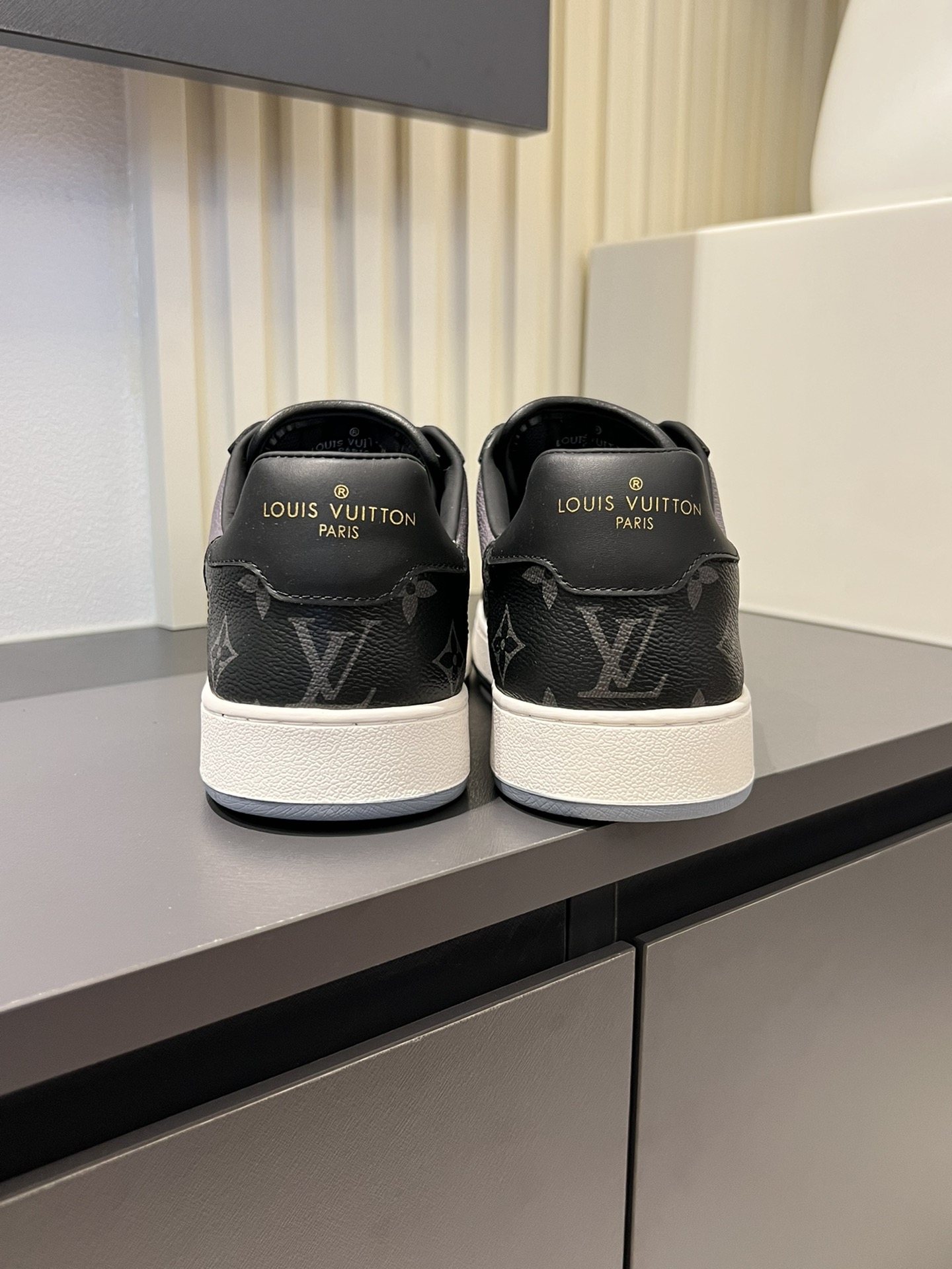 Cheap Louis Vuitton Sneakers For Men in 233761, $70 USD- [IB233761] - Replica Louis Vuitton Sneakers For Men