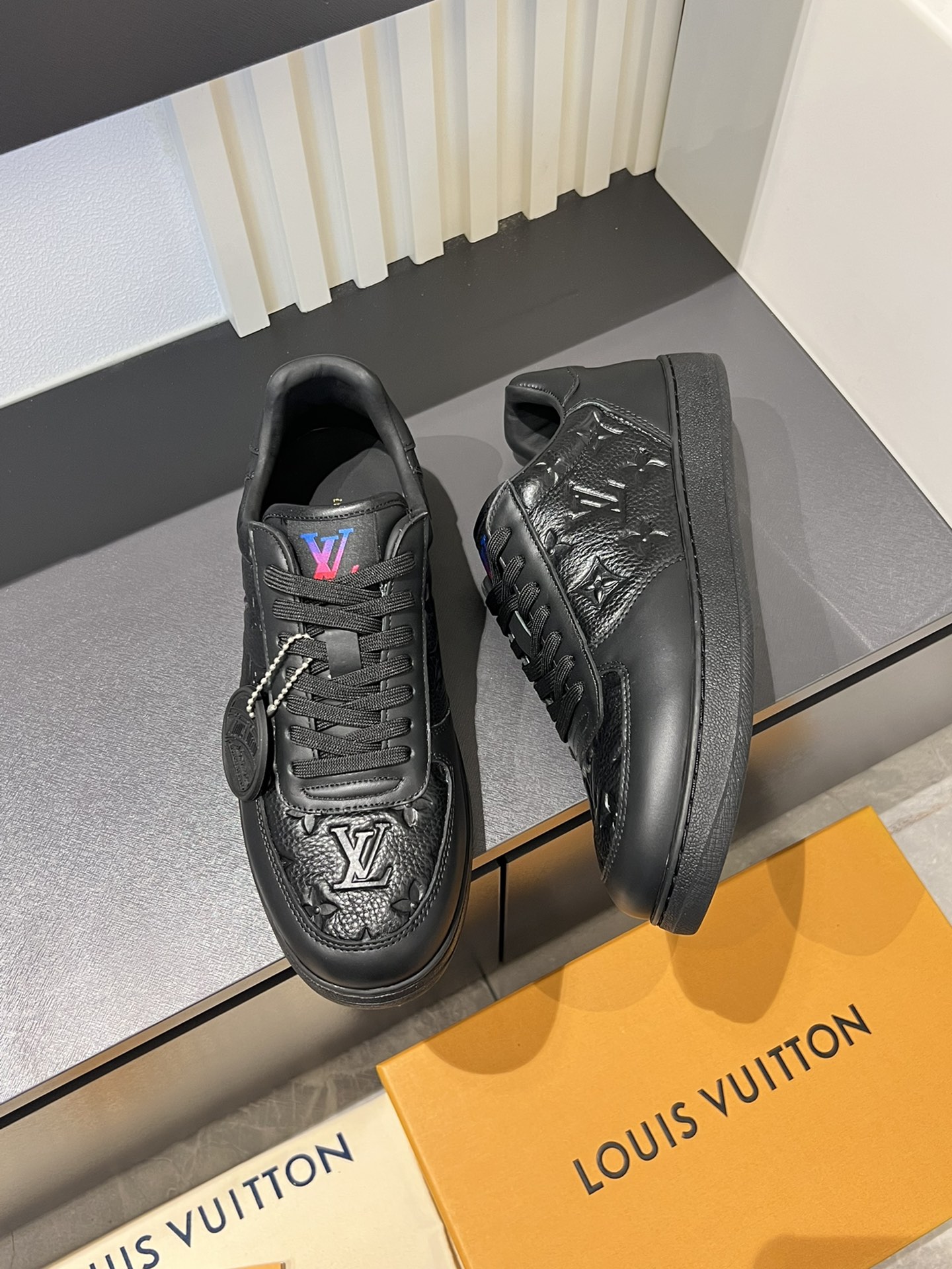 Cheap Louis Vuitton Sneakers For Men in 233763, $75 USD- [IB233763] - Replica Louis Vuitton Sneakers For Men