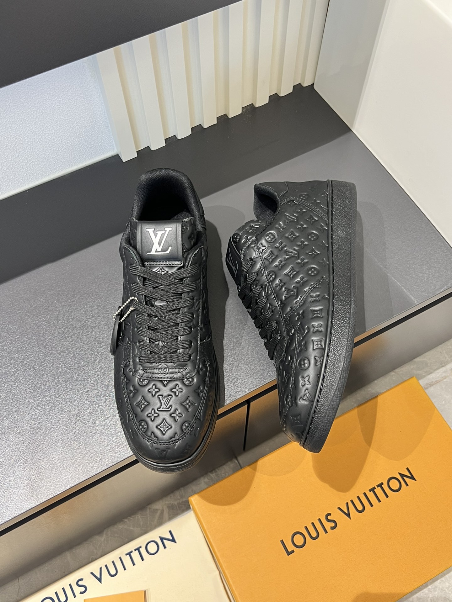 Cheap Louis Vuitton Sneakers For Men in 233765, $75 USD- [IB233765] - Replica Louis Vuitton Sneakers For Men