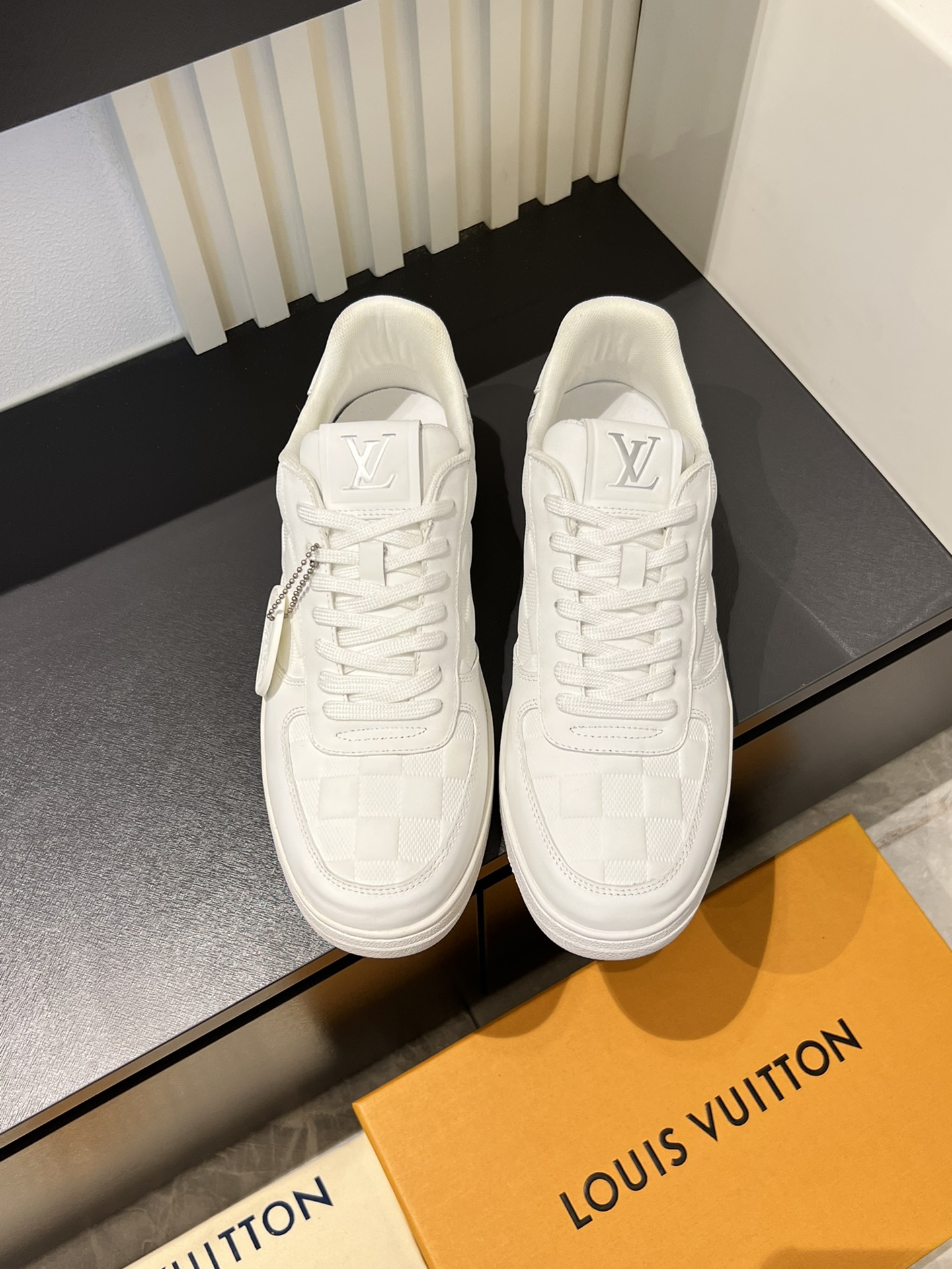 Cheap Louis Vuitton Sneakers For Men in 233768, $75 USD- [IB233768] - Replica Louis Vuitton Sneakers For Men