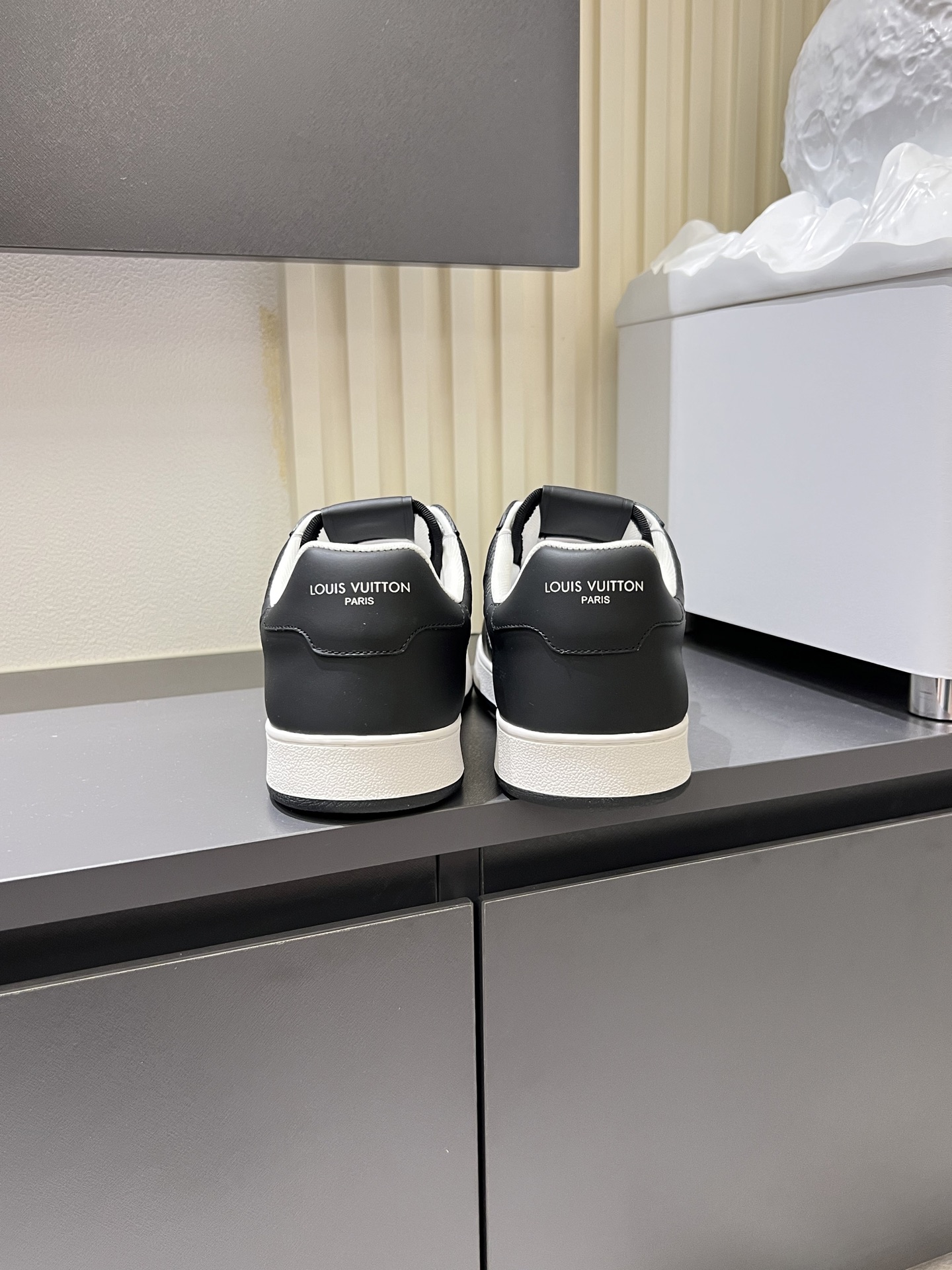 Cheap Louis Vuitton Sneakers For Men in 233770, $75 USD- [IB233770] - Replica Louis Vuitton Sneakers For Men
