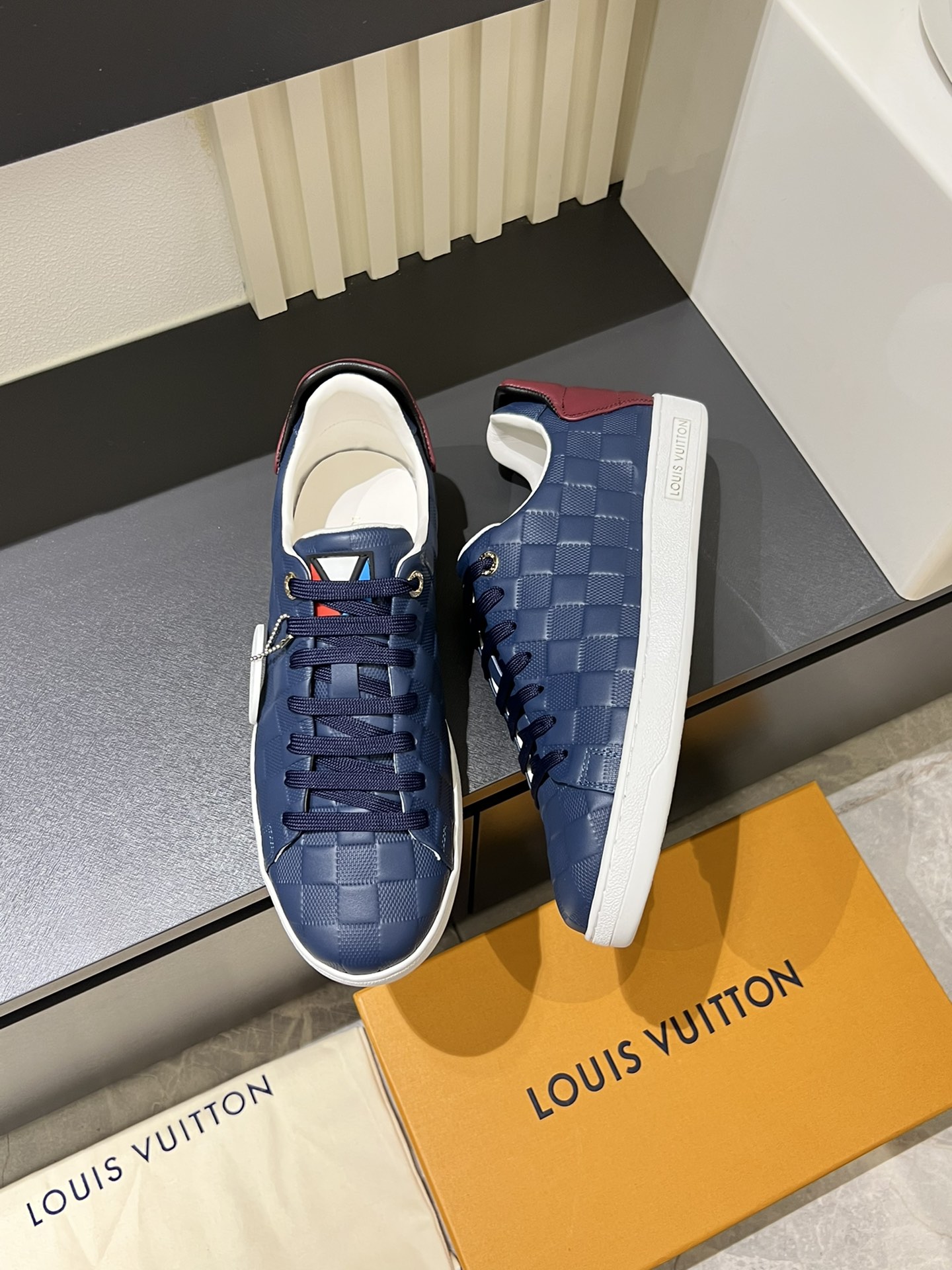 Cheap Louis Vuitton Sneakers For Men in 233773, $75 USD- [IB233773] - Replica Louis Vuitton Sneakers For Men