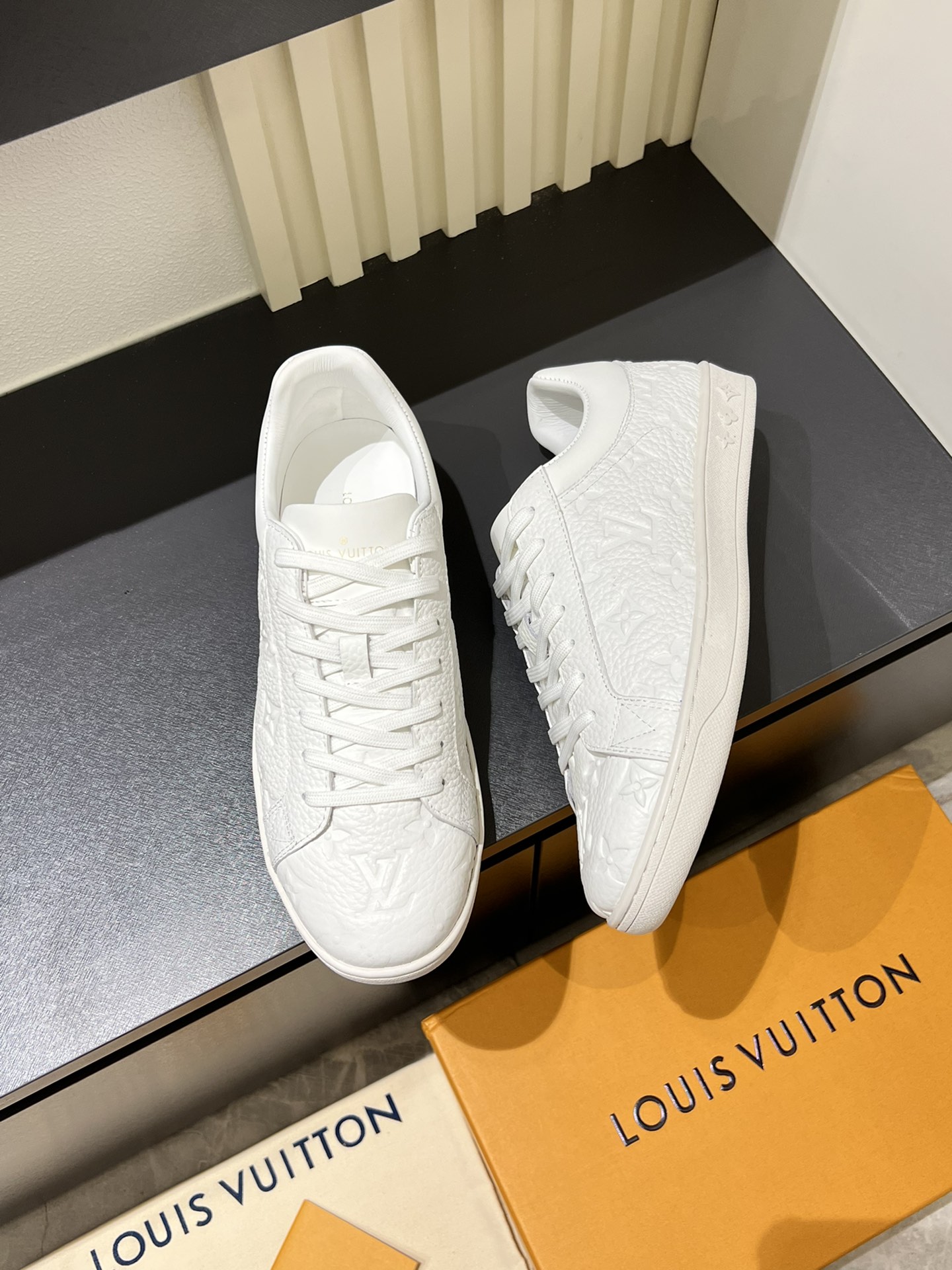 Cheap Louis Vuitton Sneakers For Men in 233775, $75 USD- [IB233775] - Replica Louis Vuitton Sneakers For Men