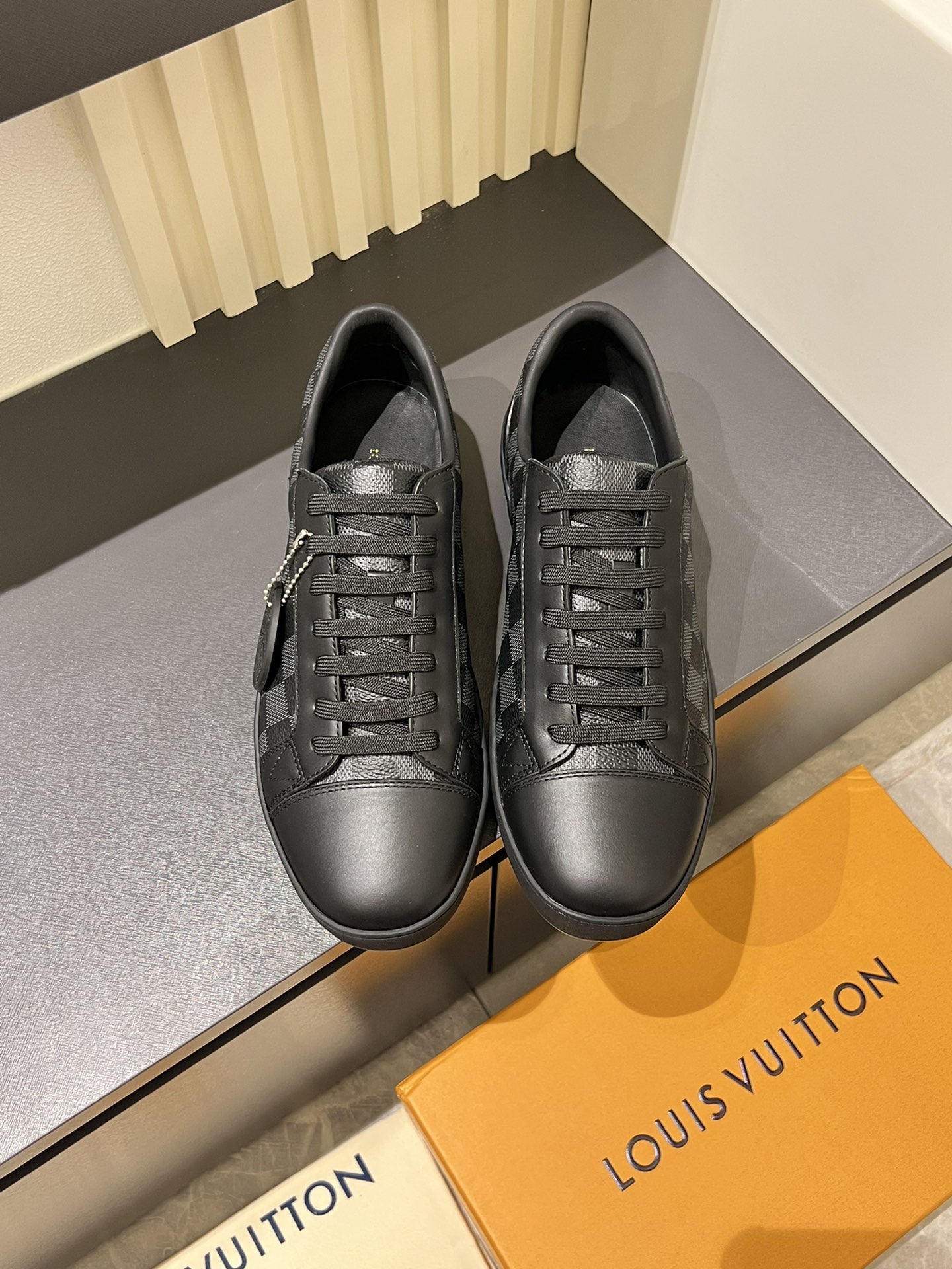 Cheap Louis Vuitton Sneakers For Men in 233781, $70 USD- [IB233781] - Replica Louis Vuitton Sneakers For Men