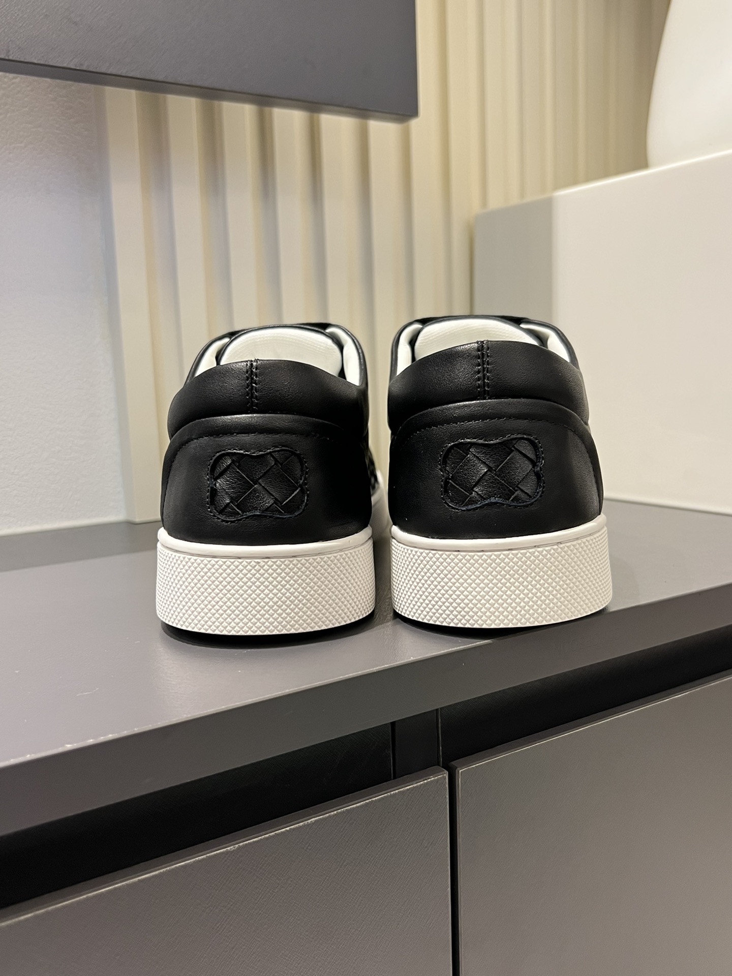 Cheap Bottega Veneta Sneakers For Men in 233782, $75 USD- [IB233782] - Replica Bottega Veneta Sneakers For Men