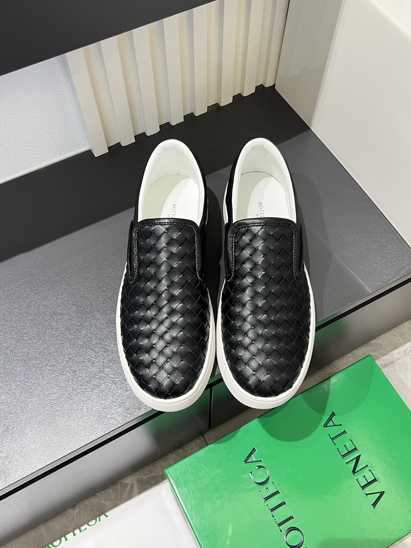 Cheap Bottega Veneta Sneakers For Men in 233788, $75 USD- [IB233788] - Replica Bottega Veneta Sneakers For Men