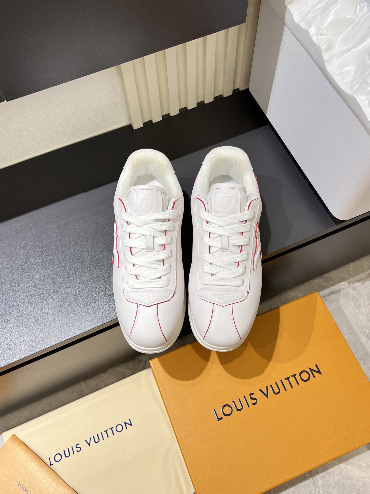 Cheap Louis Vuitton Sneakers For Men in 233801, $95 USD- [IB233801] - Replica Louis Vuitton Sneakers For Men