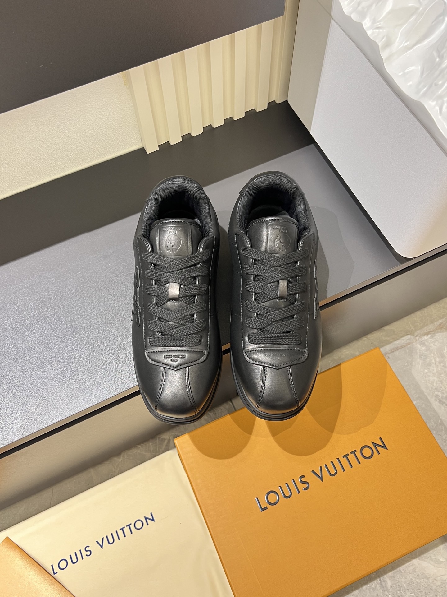 Cheap Louis Vuitton Sneakers For Men in 233802, $95 USD- [IB233802] - Replica Louis Vuitton Sneakers For Men