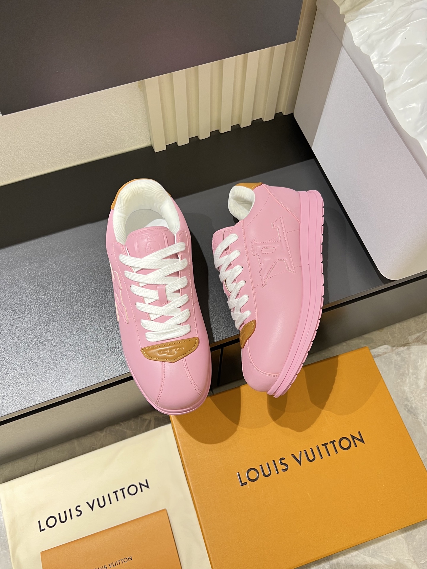 Cheap Louis Vuitton Sneakers For Men in 233805, $95 USD- [IB233805] - Replica Louis Vuitton Sneakers For Men