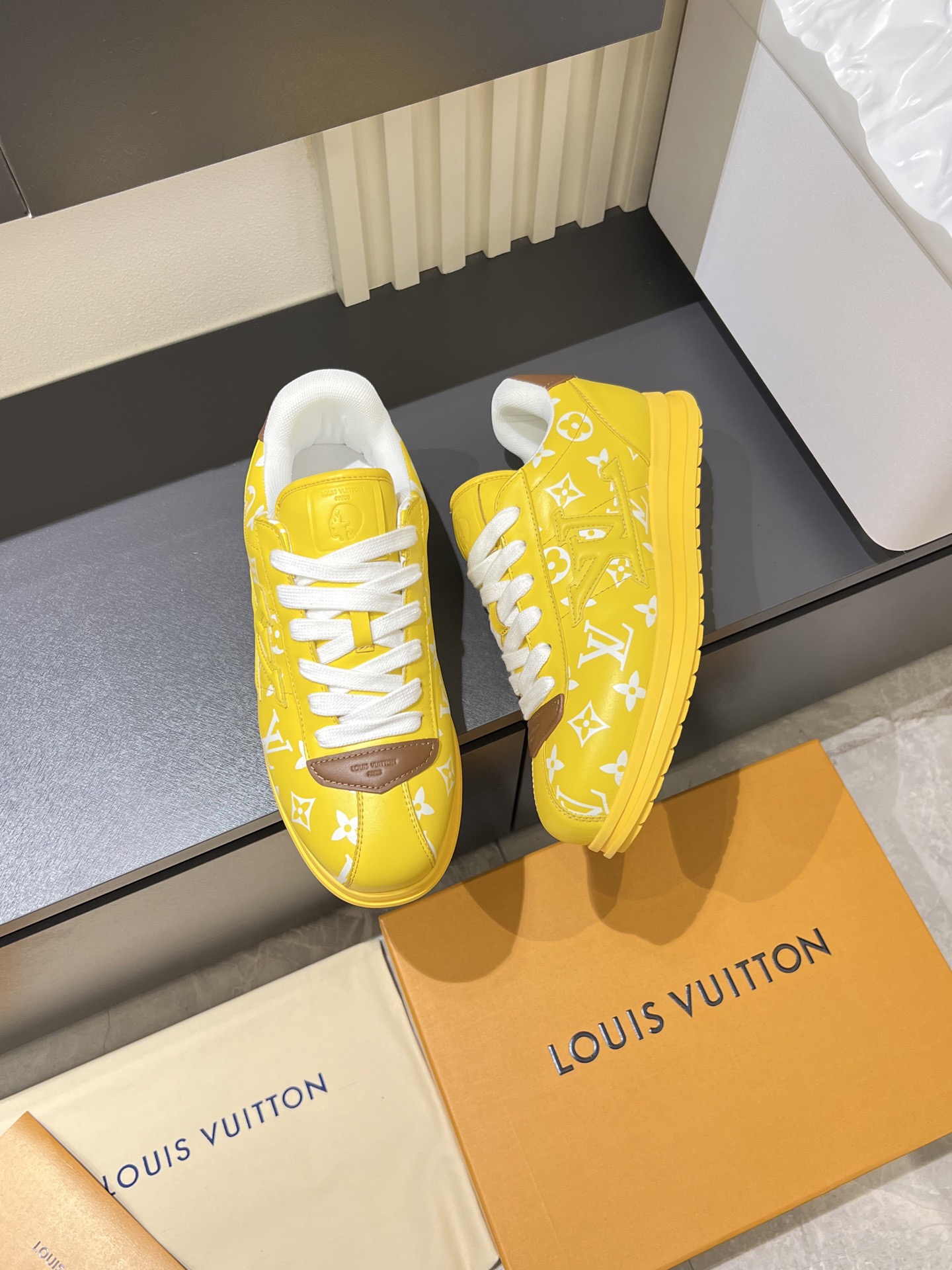 Cheap Louis Vuitton Sneakers For Men in 233808, $95 USD- [IB233808] - Replica Louis Vuitton Sneakers For Men