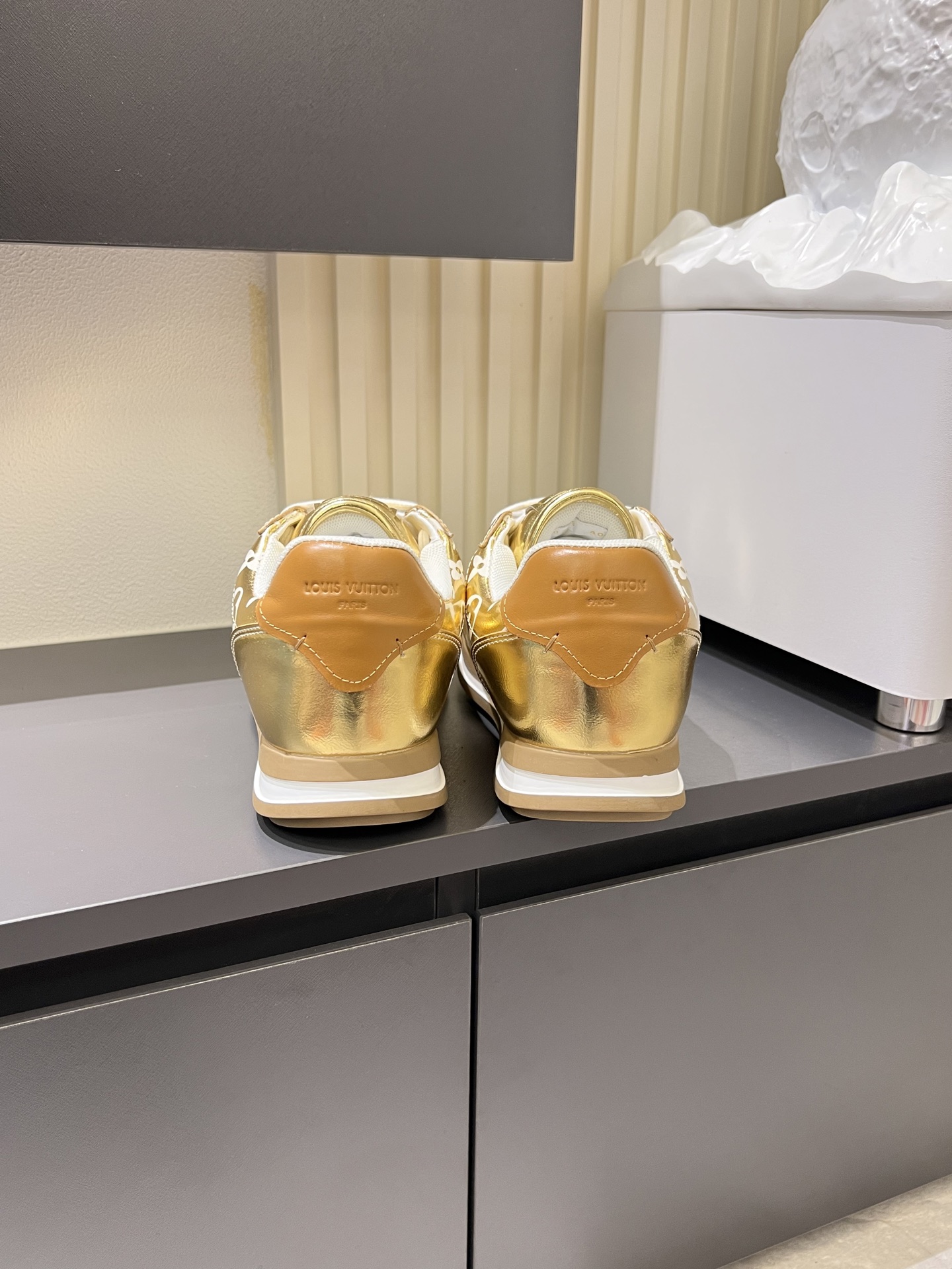 Cheap Louis Vuitton Sneakers For Men in 233811, $95 USD- [IB233811] - Replica Louis Vuitton Sneakers For Men
