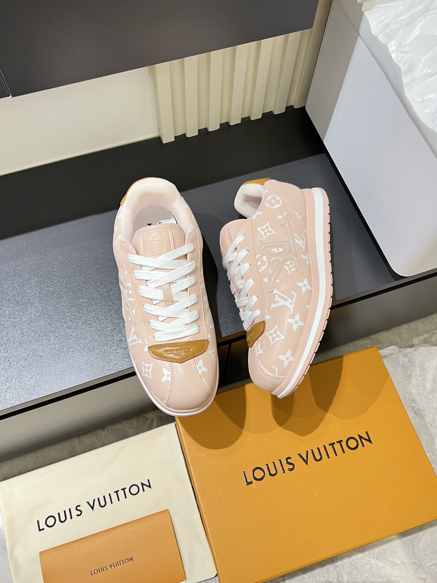 Cheap Louis Vuitton Sneakers For Men in 233812, $95 USD- [IB233812] - Replica Louis Vuitton Sneakers For Men