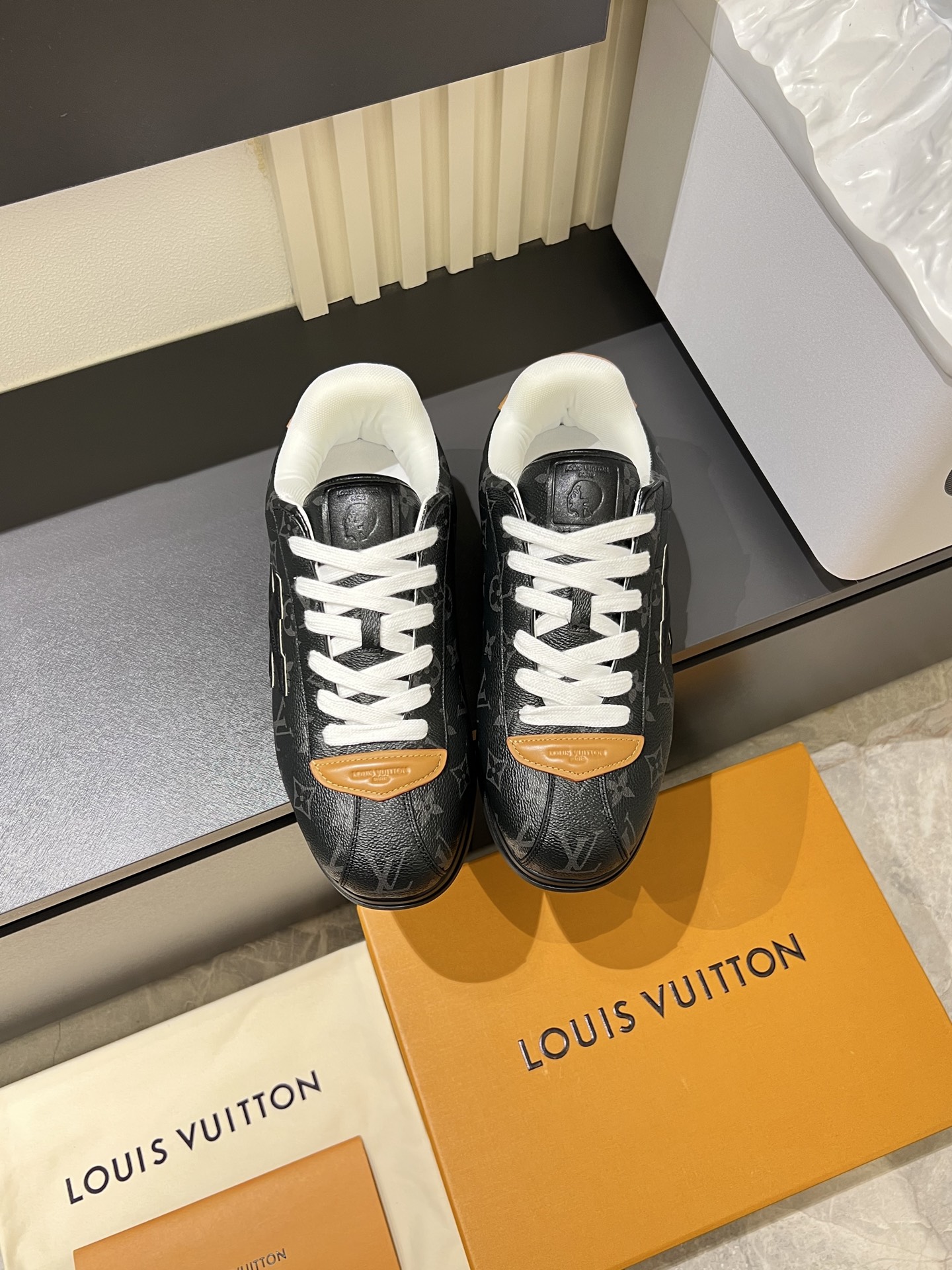 Cheap Louis Vuitton Sneakers For Men in 233814, $95 USD- [IB233814] - Replica Louis Vuitton Sneakers For Men