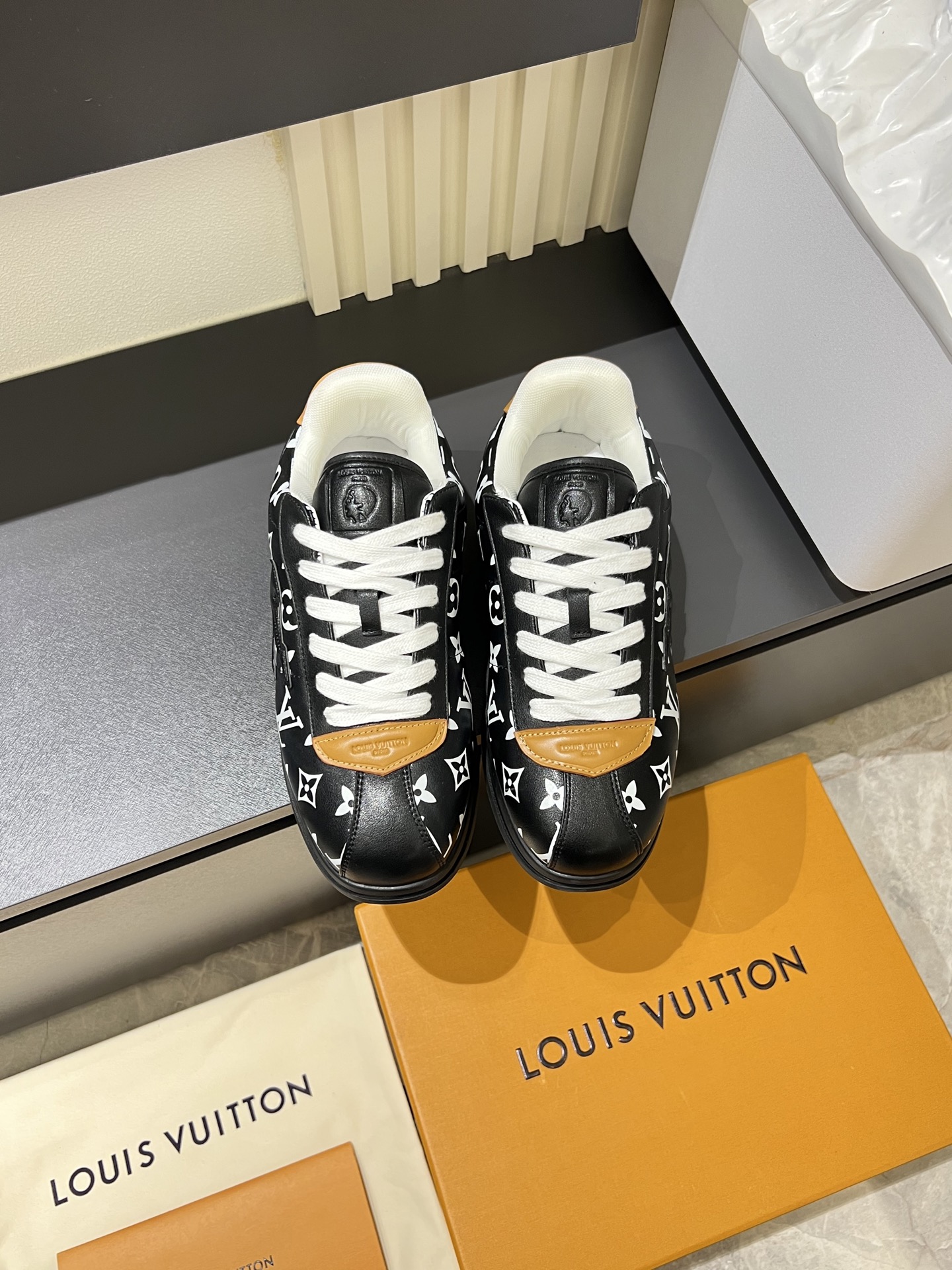 Cheap Louis Vuitton Sneakers For Men in 233817, $95 USD- [IB233817] - Replica Louis Vuitton Sneakers For Men