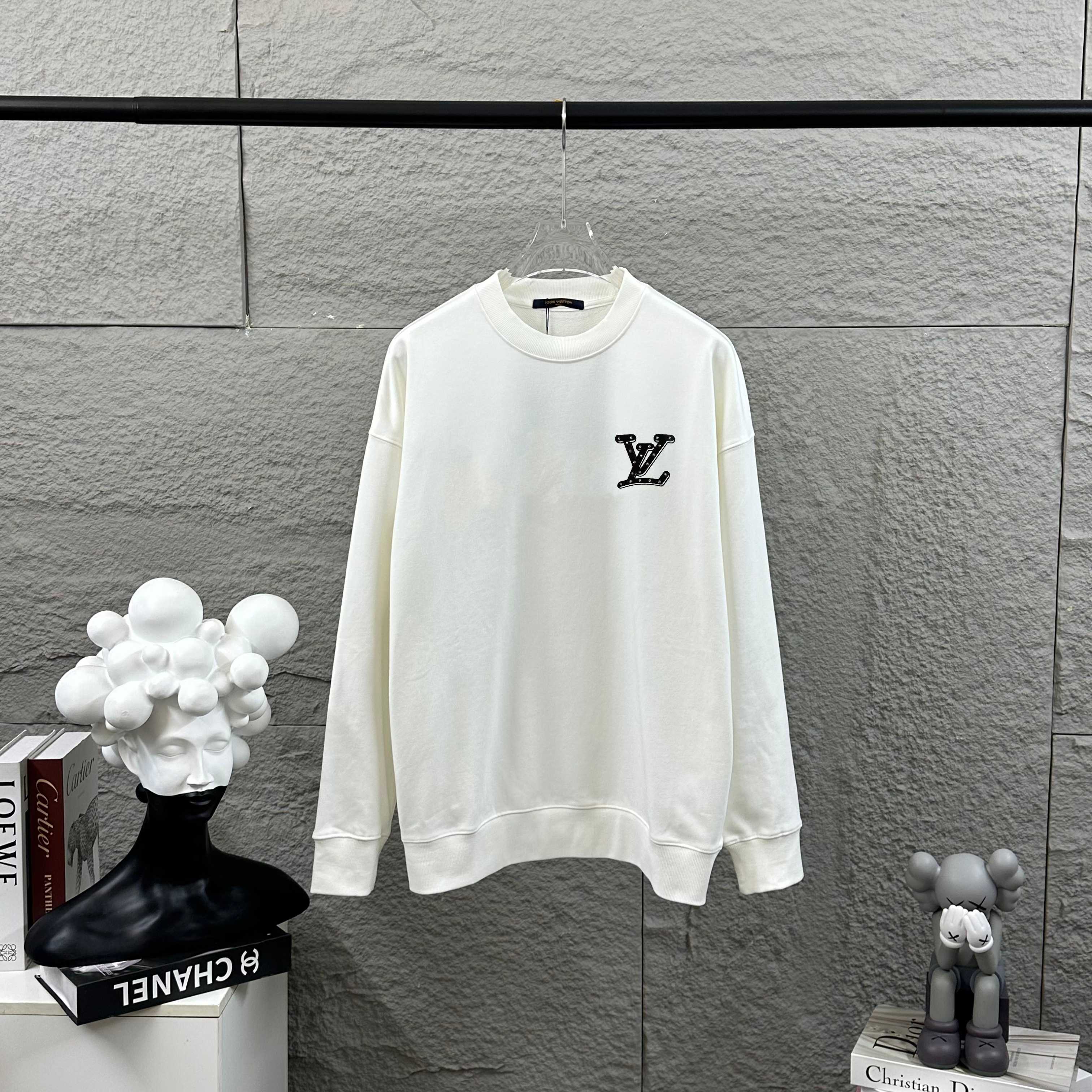 Cheap Louis Vuitton Hoodies for Men in 233890, $40 USD- [IB233890] - Replica Louis Vuitton Hoodies for Men