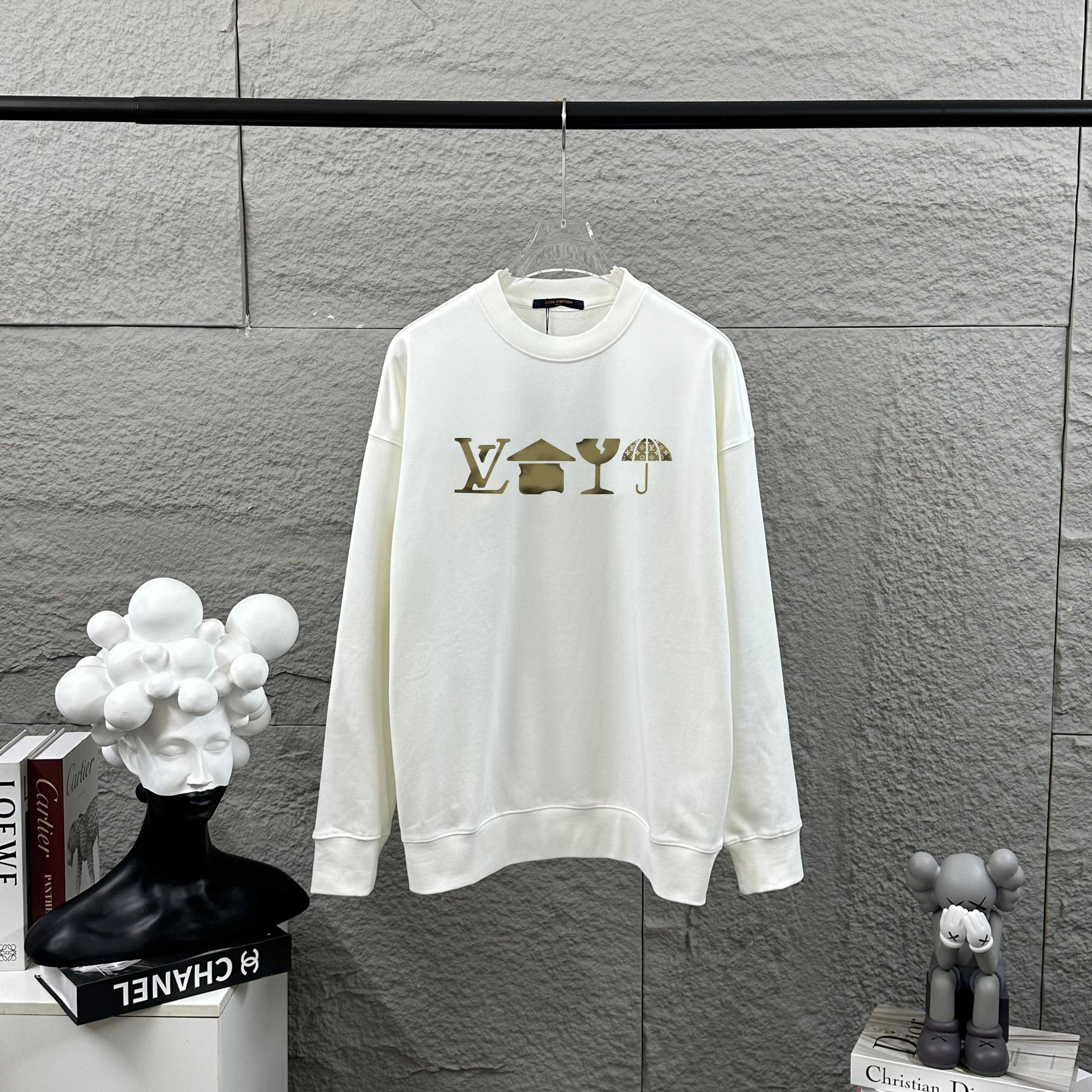Cheap Louis Vuitton Hoodies for Men in 233900, $40 USD- [IB233900] - Replica Louis Vuitton Hoodies for Men