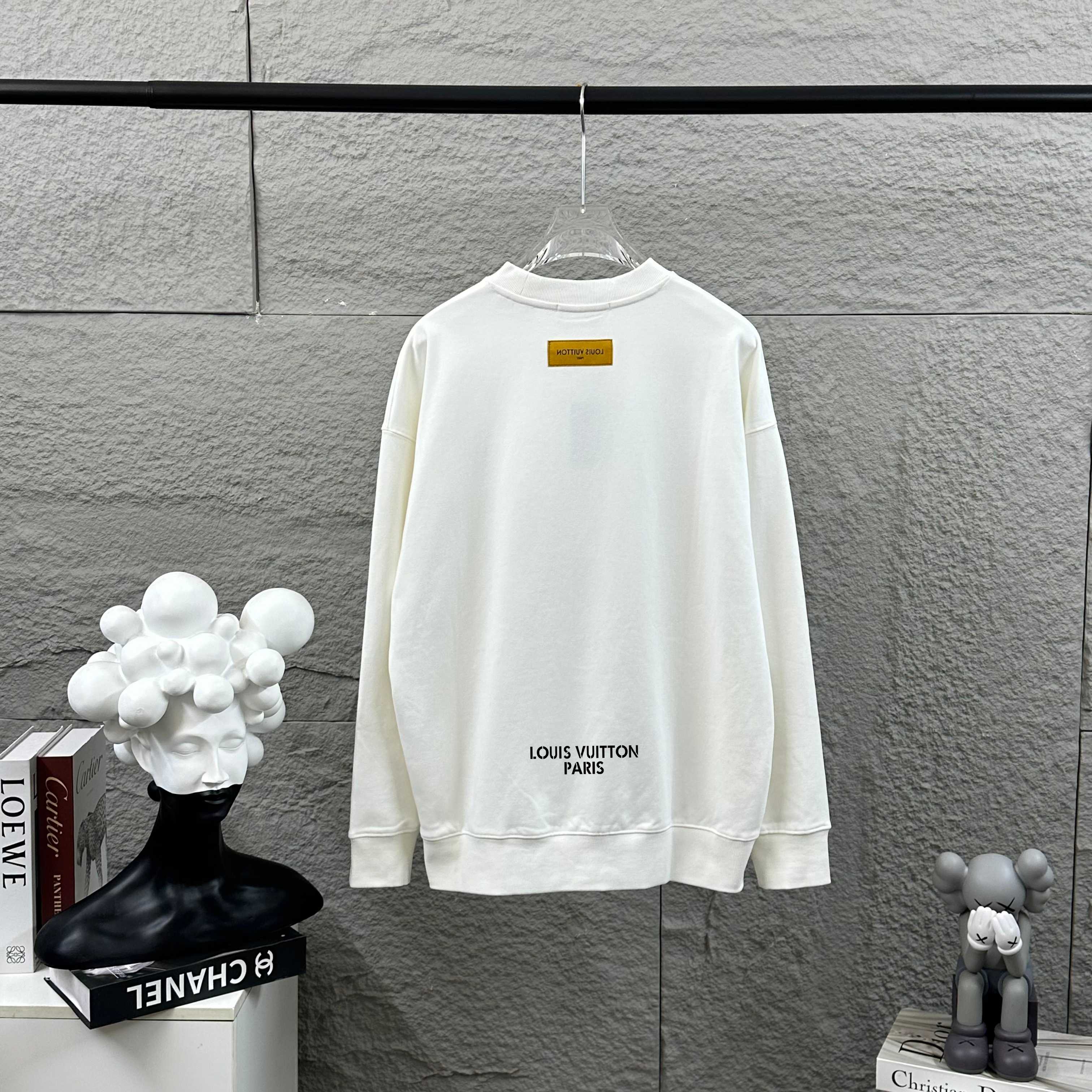 Cheap Louis Vuitton Hoodies for Men in 233900, $40 USD- [IB233900] - Replica Louis Vuitton Hoodies for Men