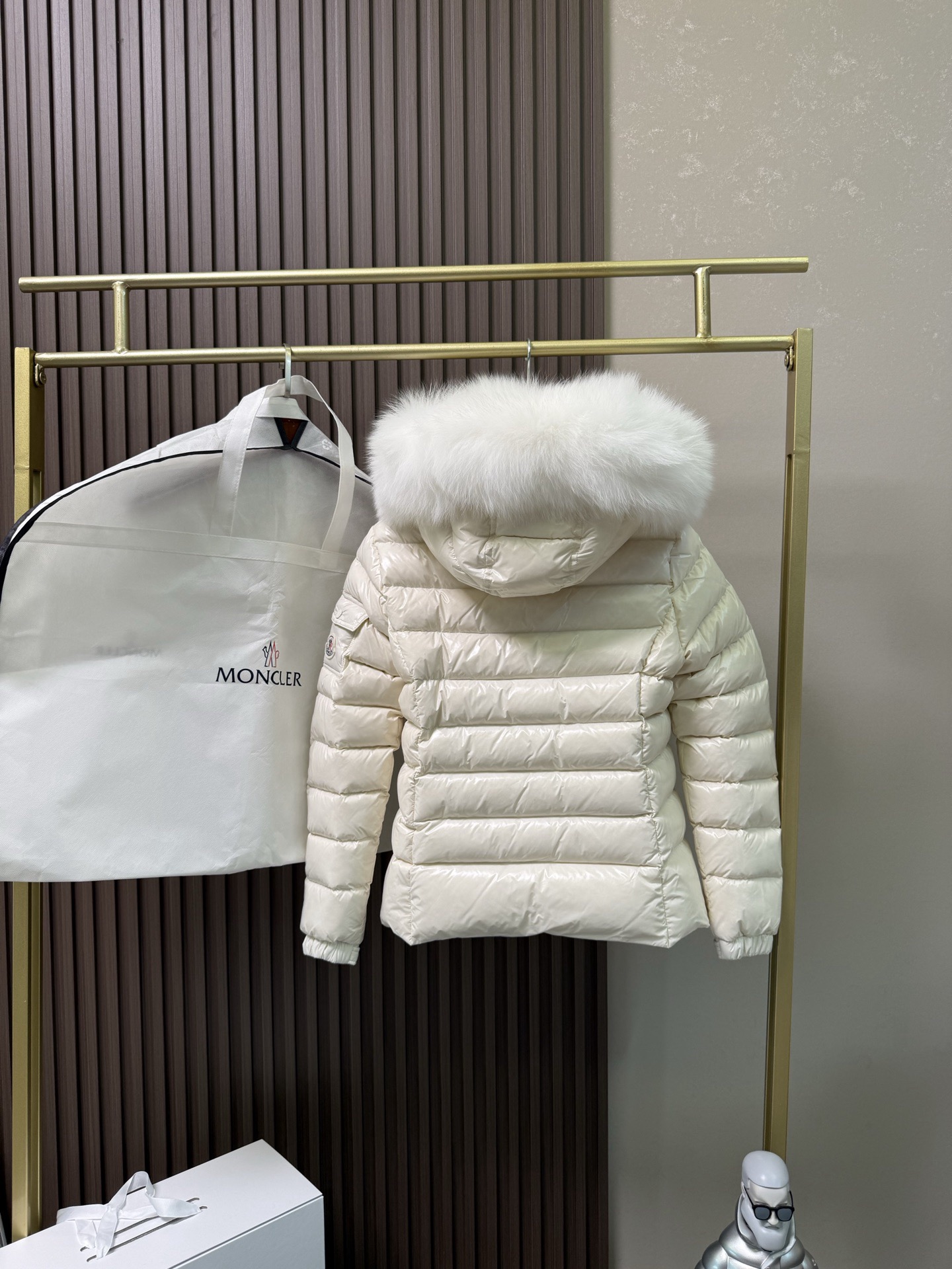 Cheap Moncle Thick Coats For Women in 233934, $130 USD- [IB233934] - Replica Moncle Thick Coats For Women