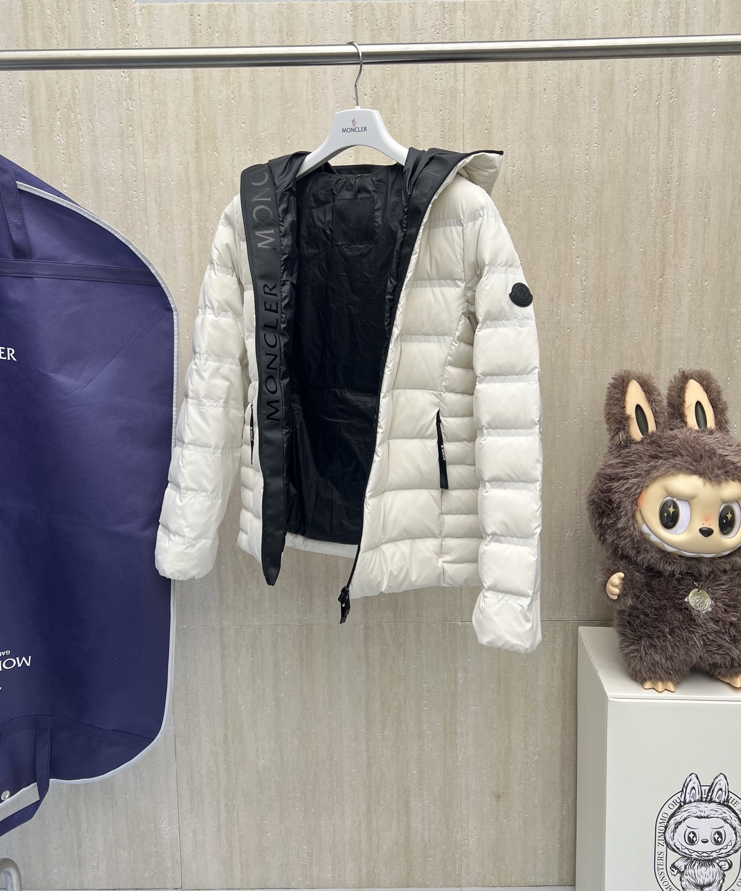 Cheap Moncle Thick Coats For Women in 233942, $125 USD- [IB233942] - Replica Moncle Thick Coats For Women