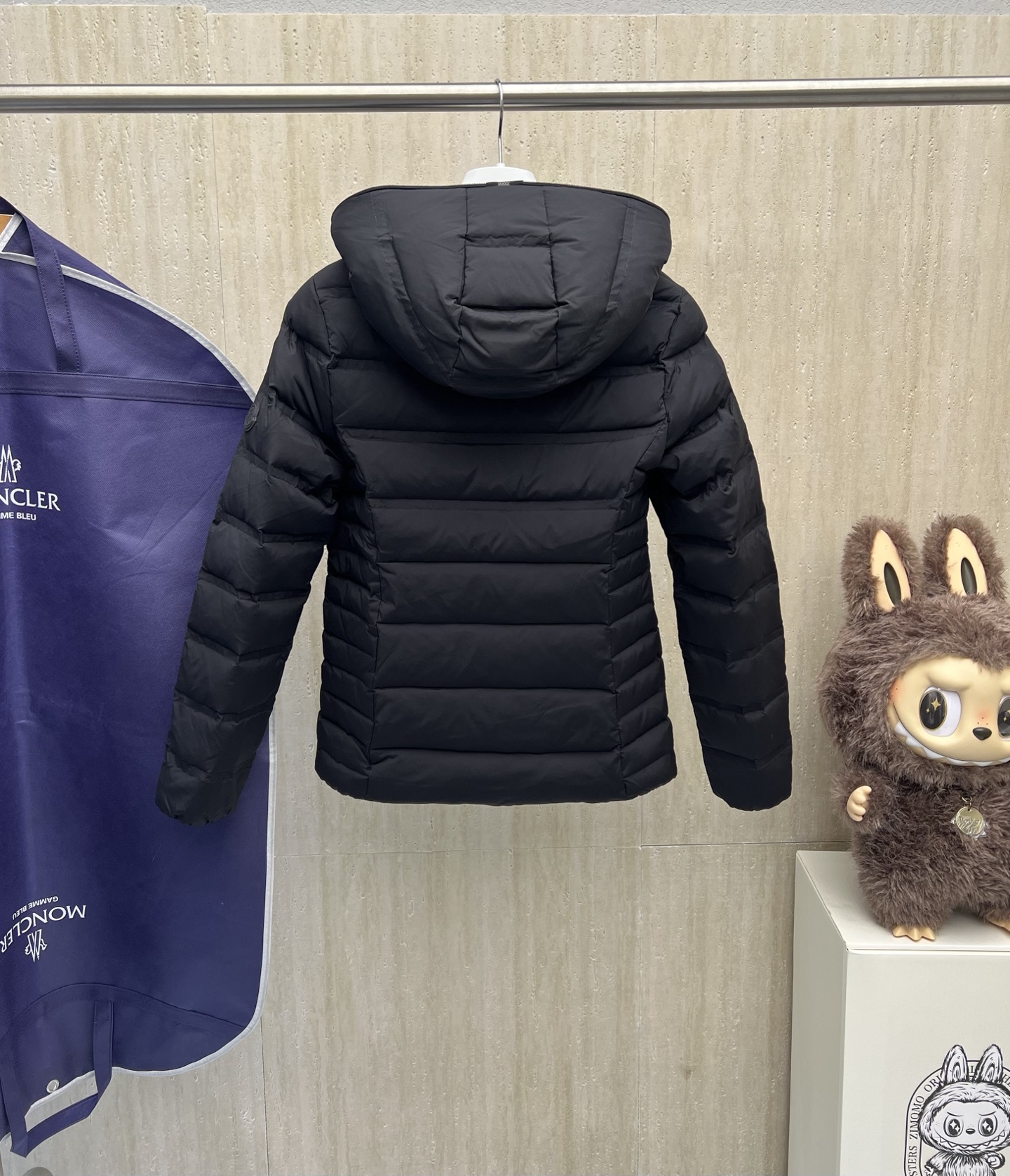 Cheap Moncle Thick Coats For Women in 233943, $125 USD- [IB233943] - Replica Moncle Thick Coats For Women