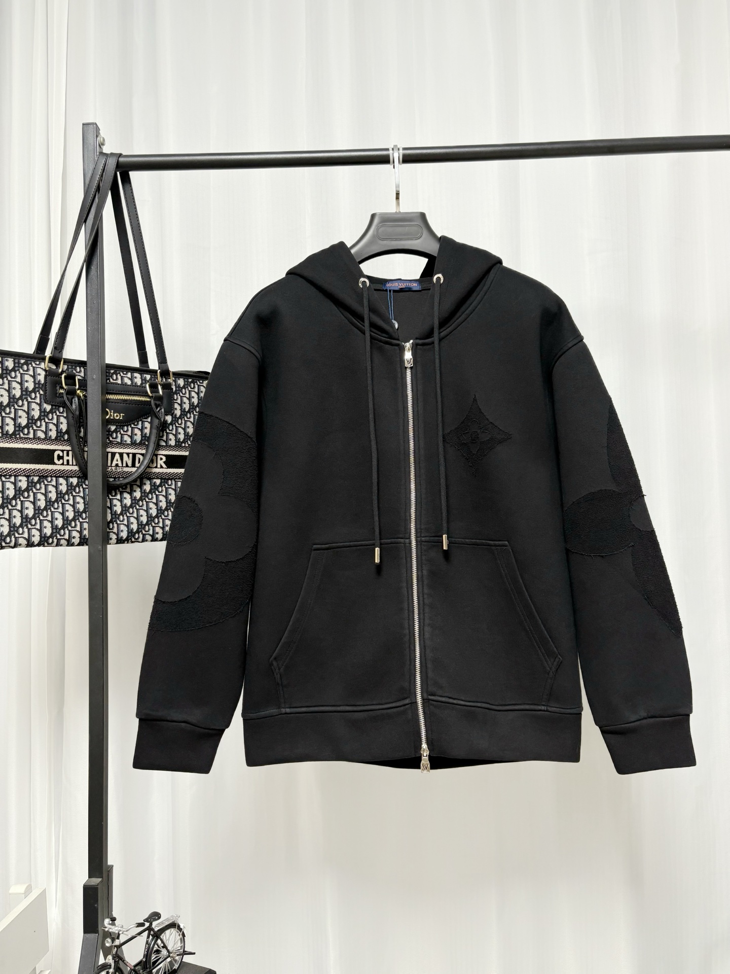 Cheap Louis Vuitton Thin Jackets For Men in 234039, $75 USD- [IB234039] - Replica Louis Vuitton Thin Jackets For Men